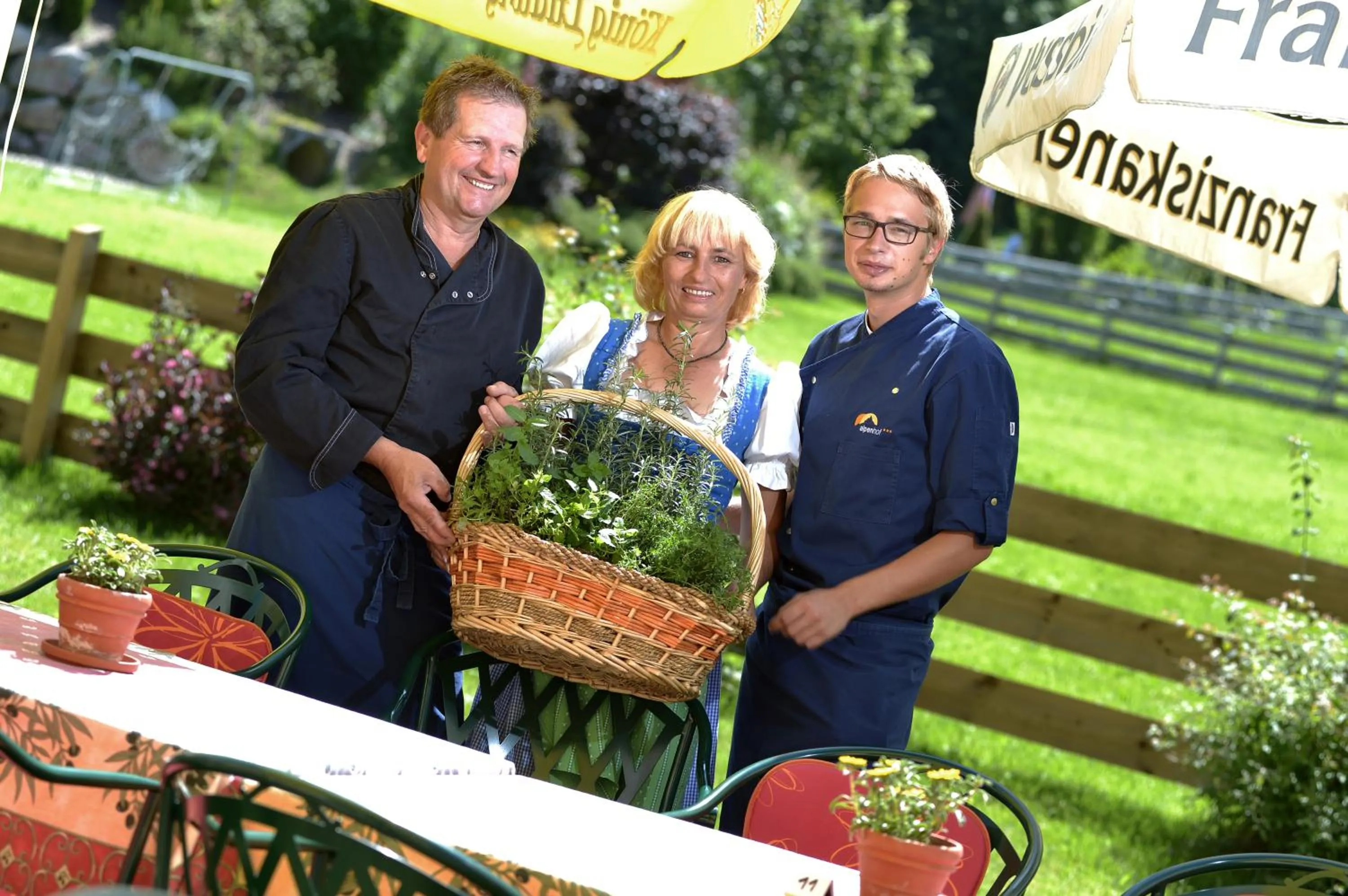 Patio in Hotel Alpenhof