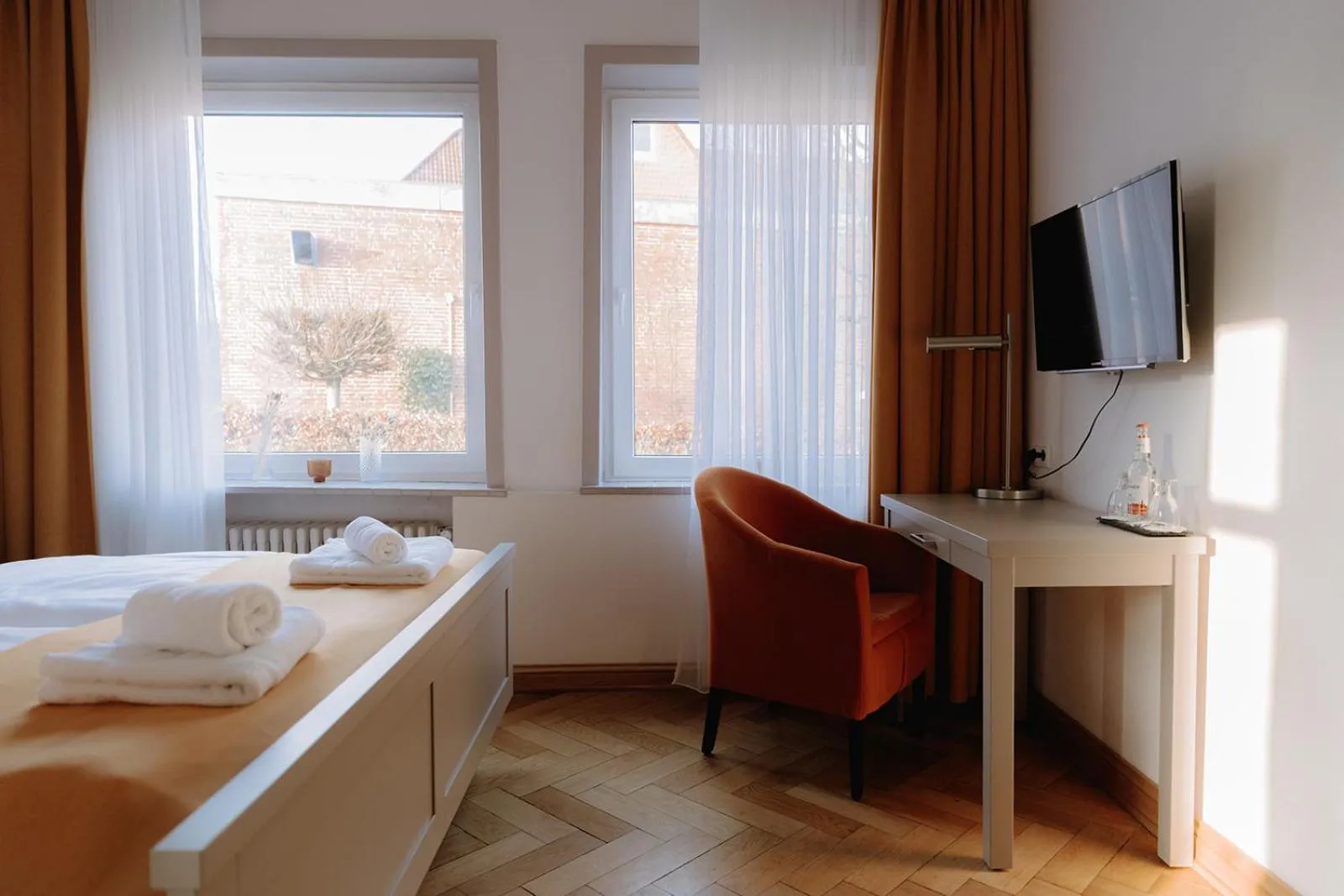 Bed in Hotel zur Treene