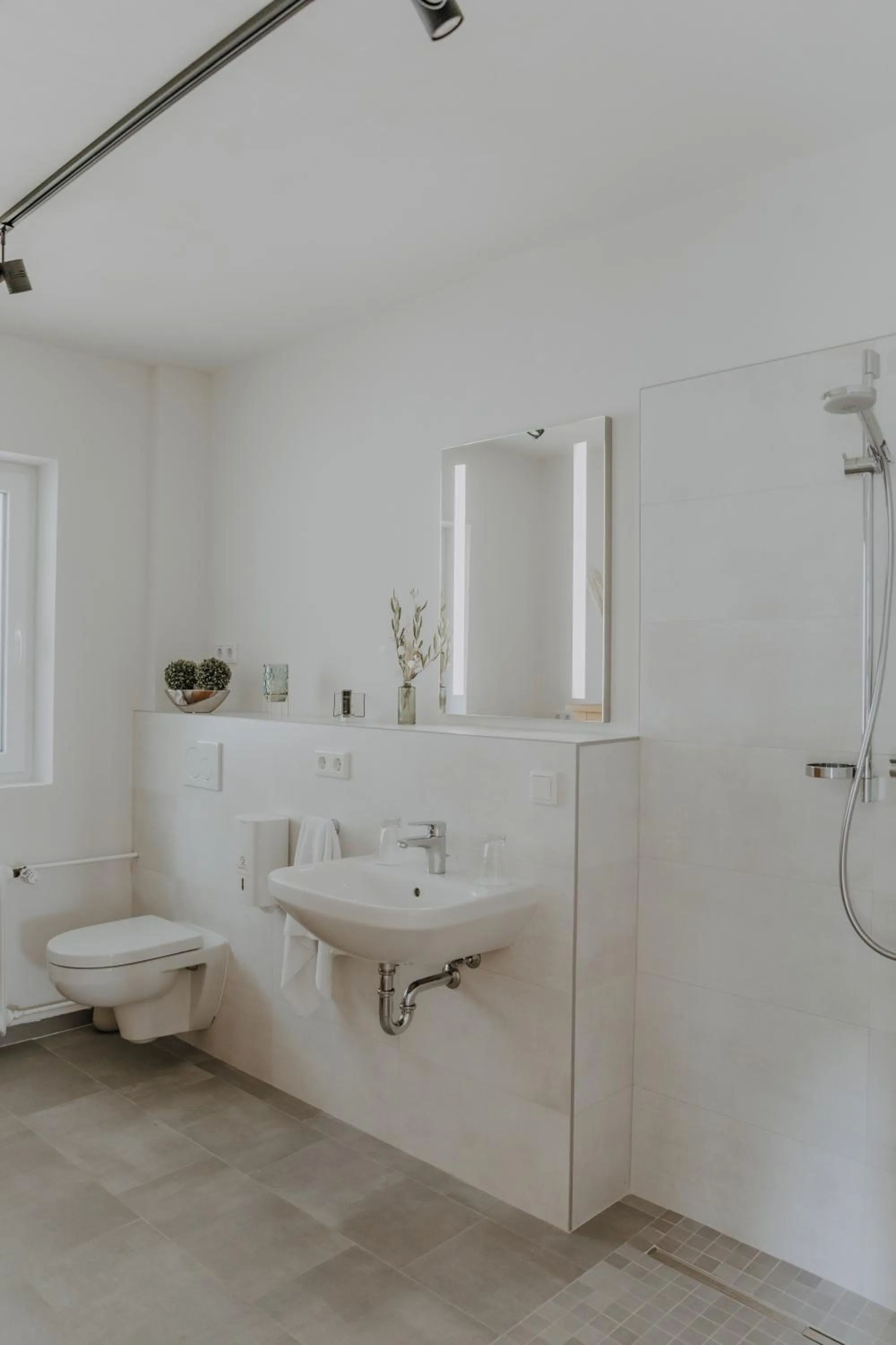 Bathroom in Hotel zur Treene