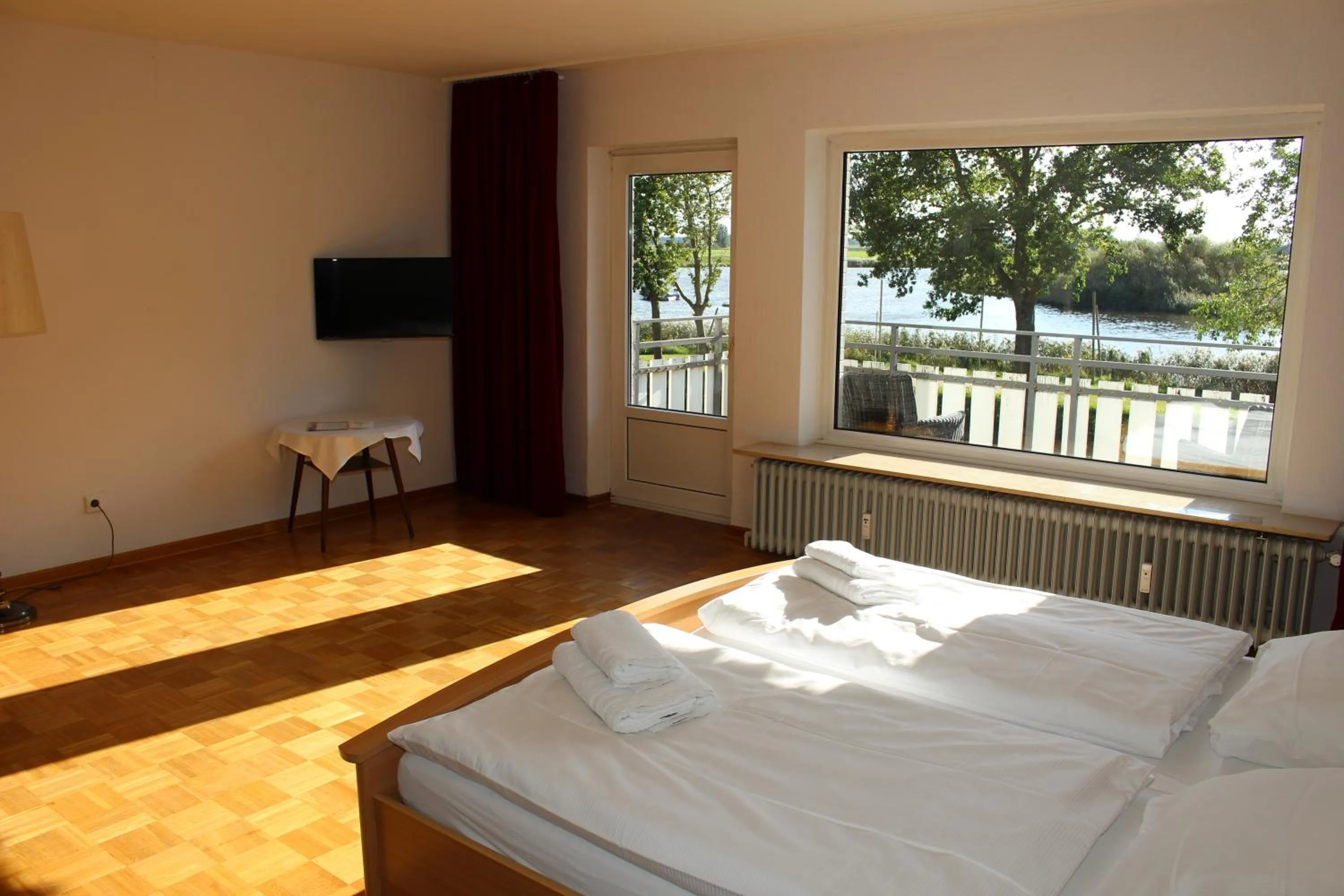 Bed in Hotel zur Treene