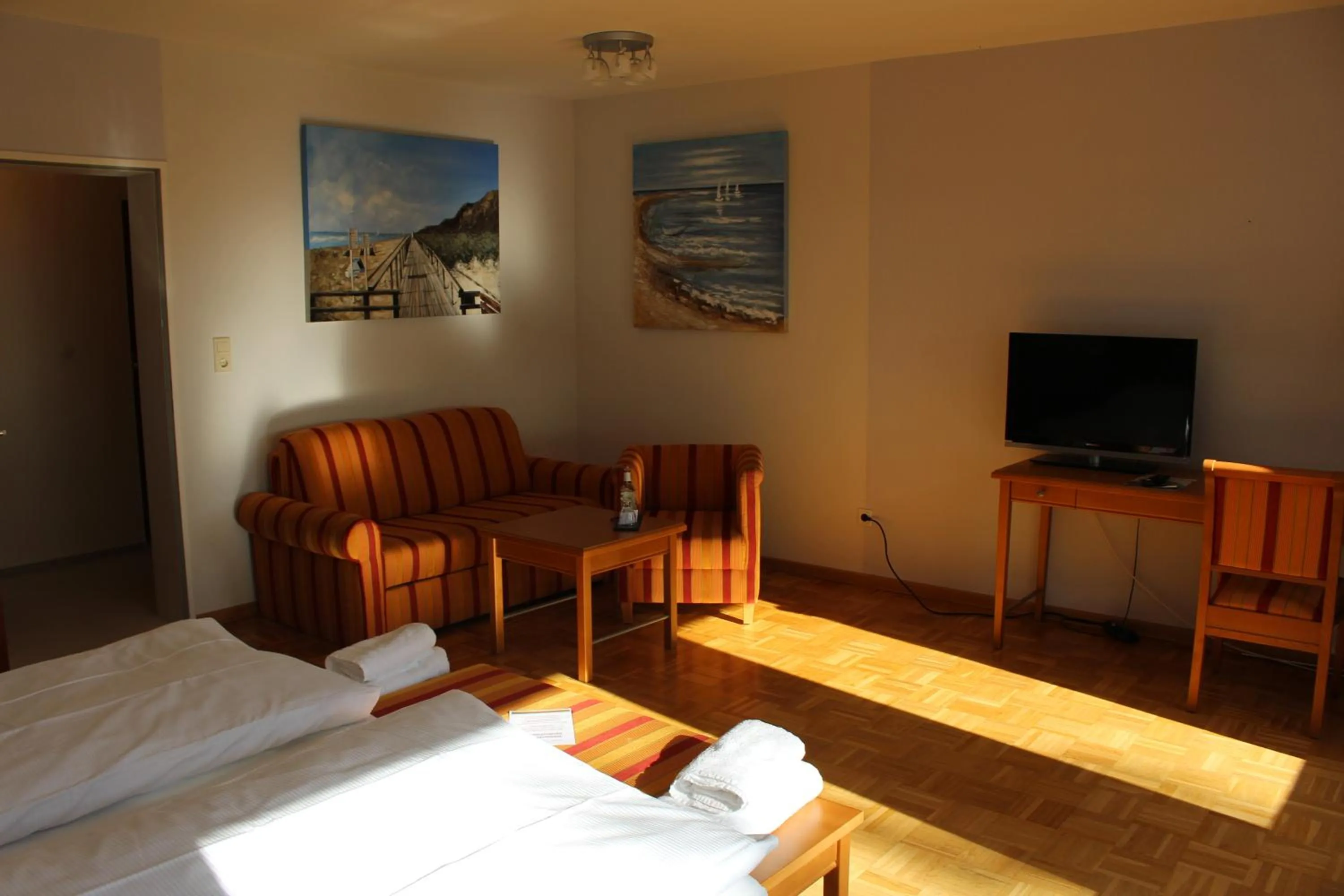 TV and multimedia, Bed in Hotel zur Treene