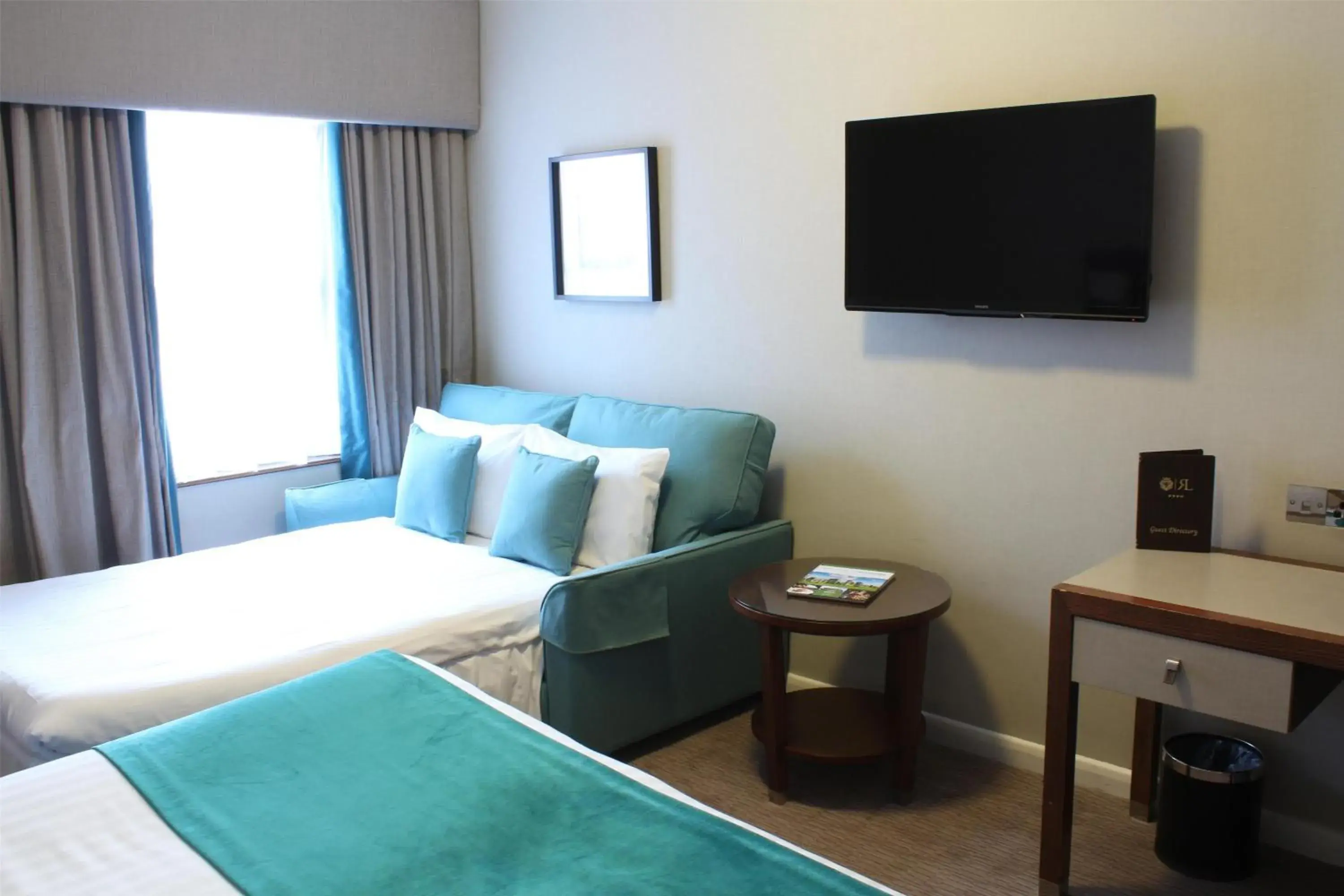 Bedroom, Bed in Best Western Red Lion Hotel Bedroom, Bed in Best Western Red Lion Hotel