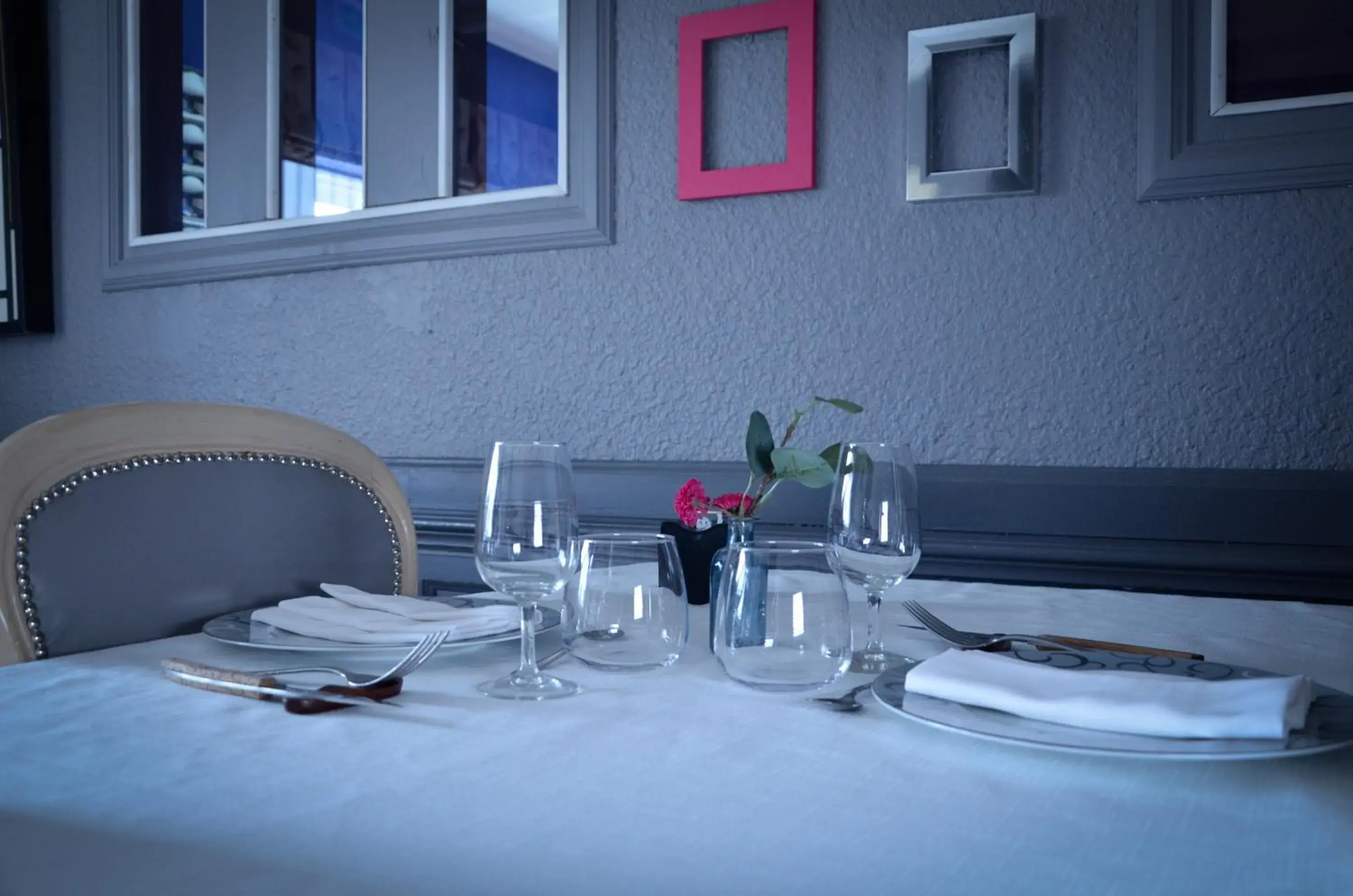 Restaurant/places to eat in Maison Legate "Hôtel Le Baudiere & Spa" Restaurant/places to eat in Maison Legate "Hôtel Le Baudiere & Spa"