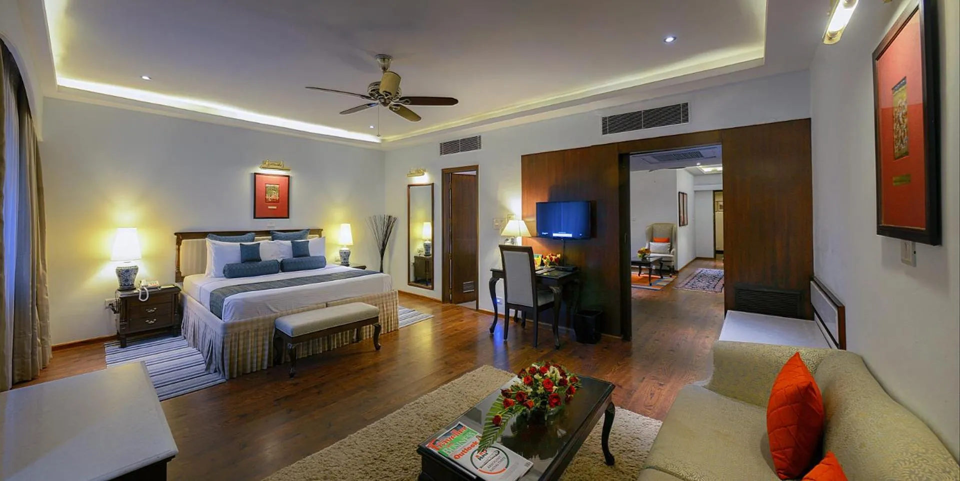 Bedroom, Bed in Hotel Clarks Varanasi Limited