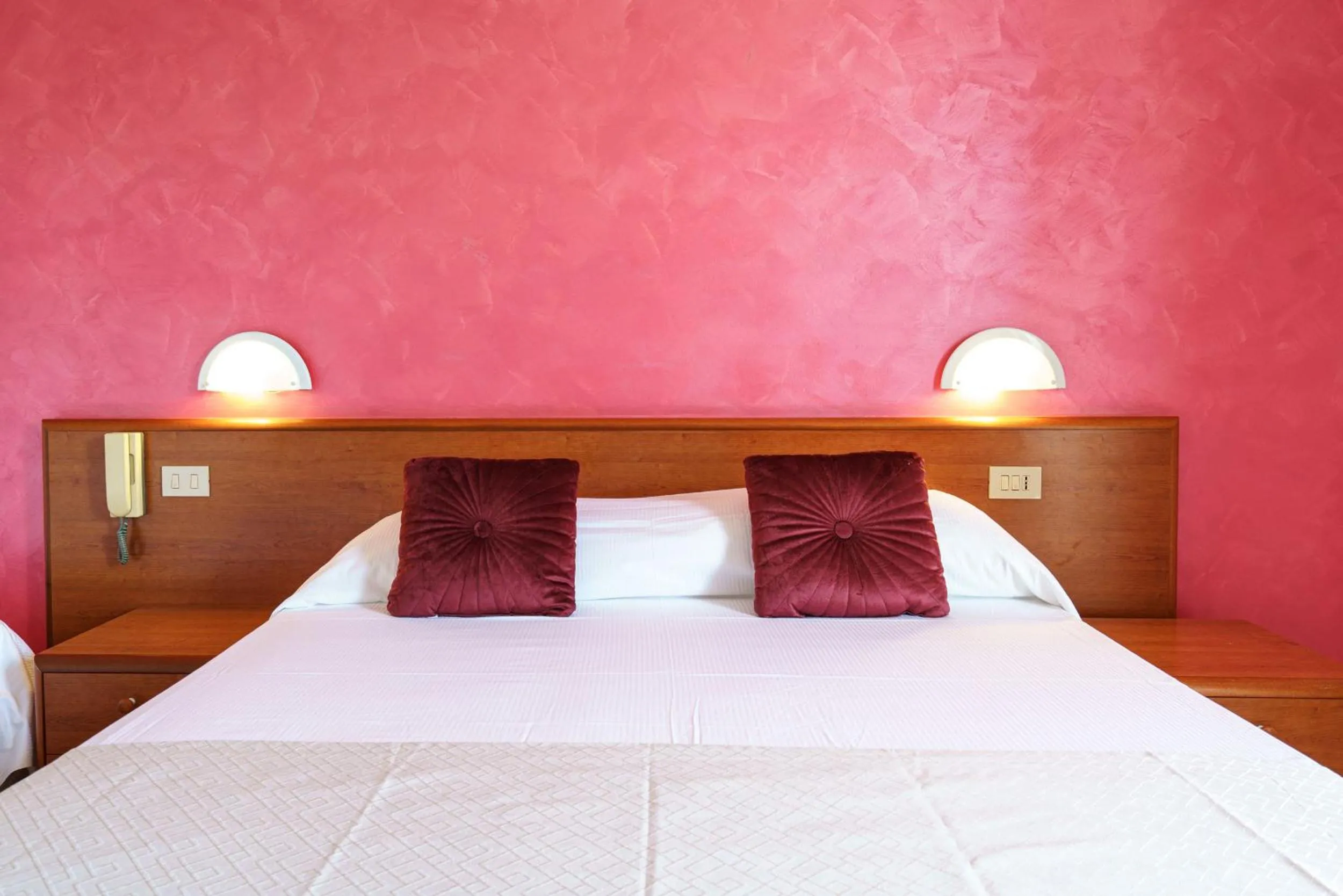 Bed in Hotel Alexander