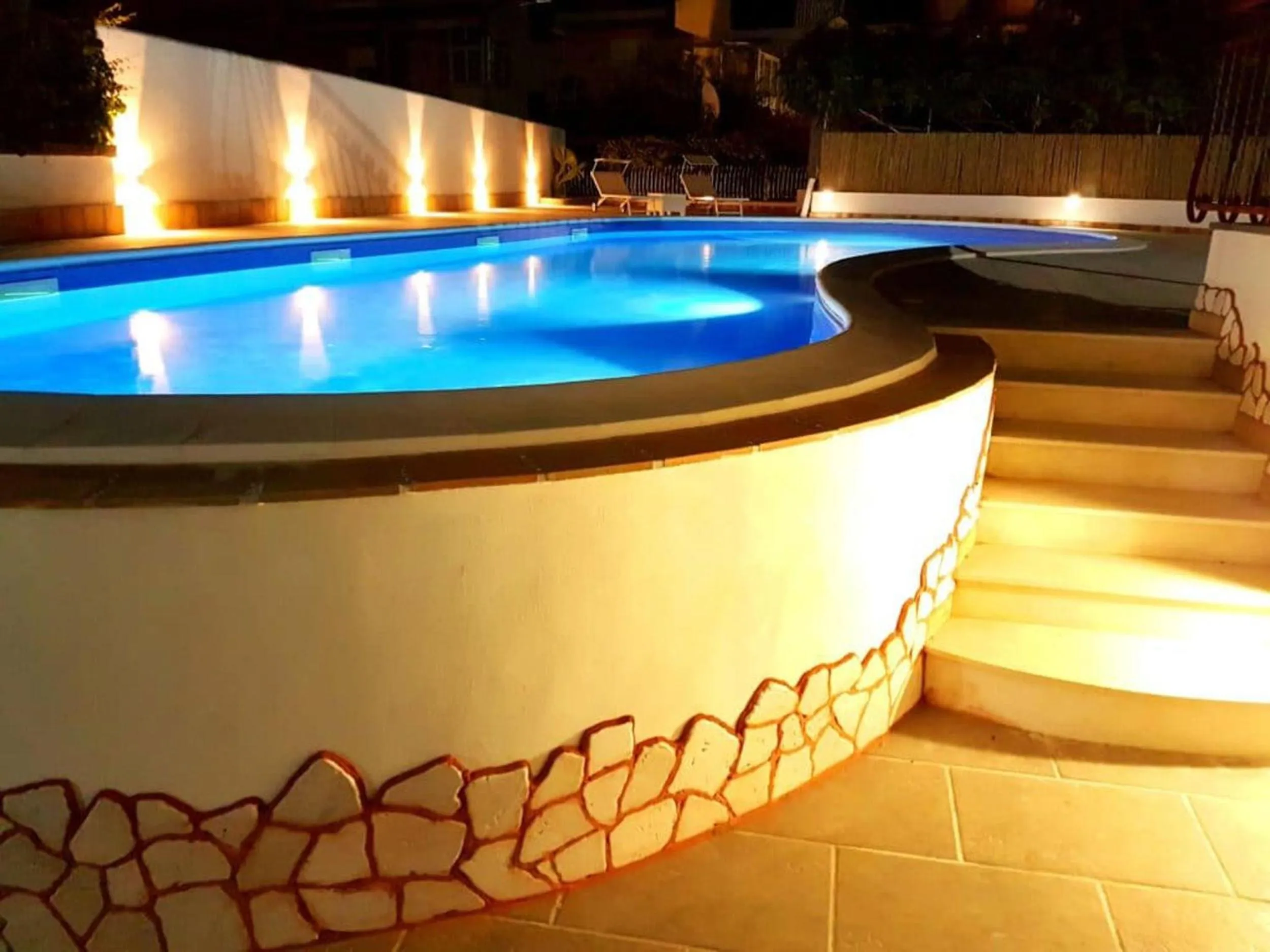 Swimming pool in Hotel Alexander