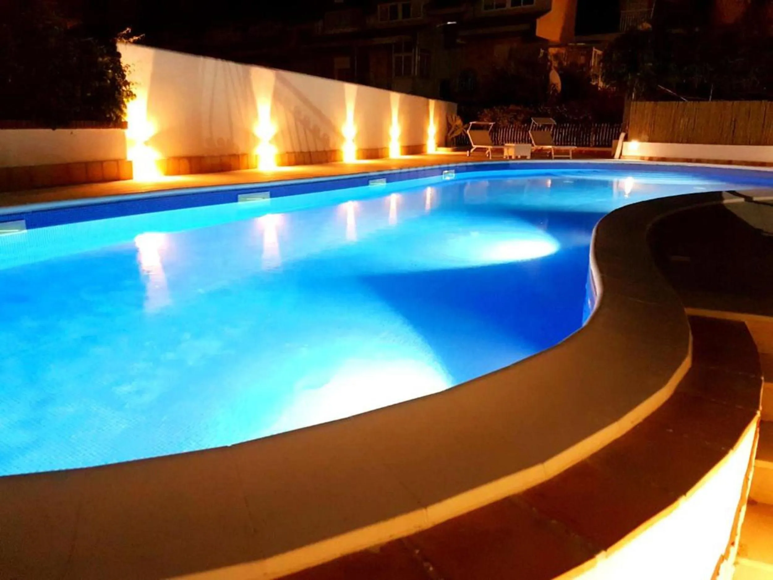 Swimming pool in Hotel Alexander