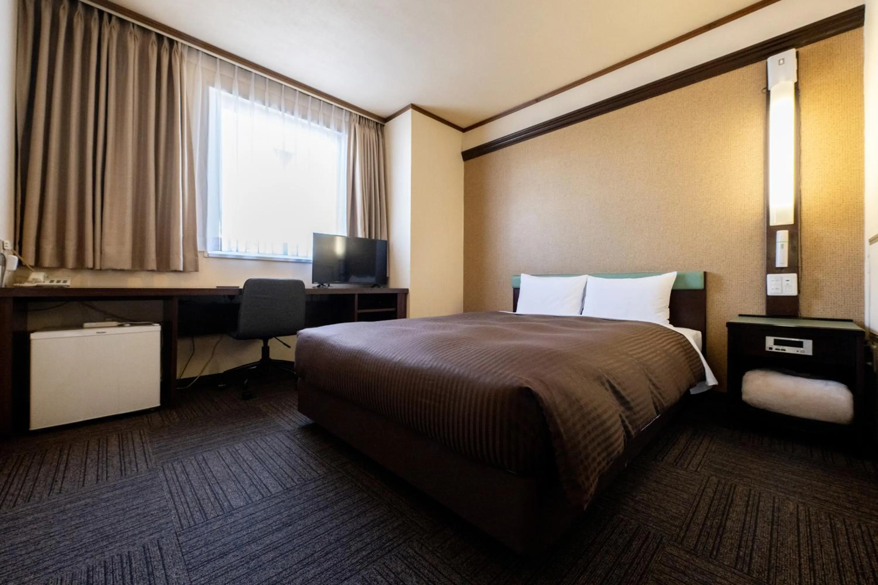 Photo of the whole room, Bed in Hotel Matsumoto Yorozuya