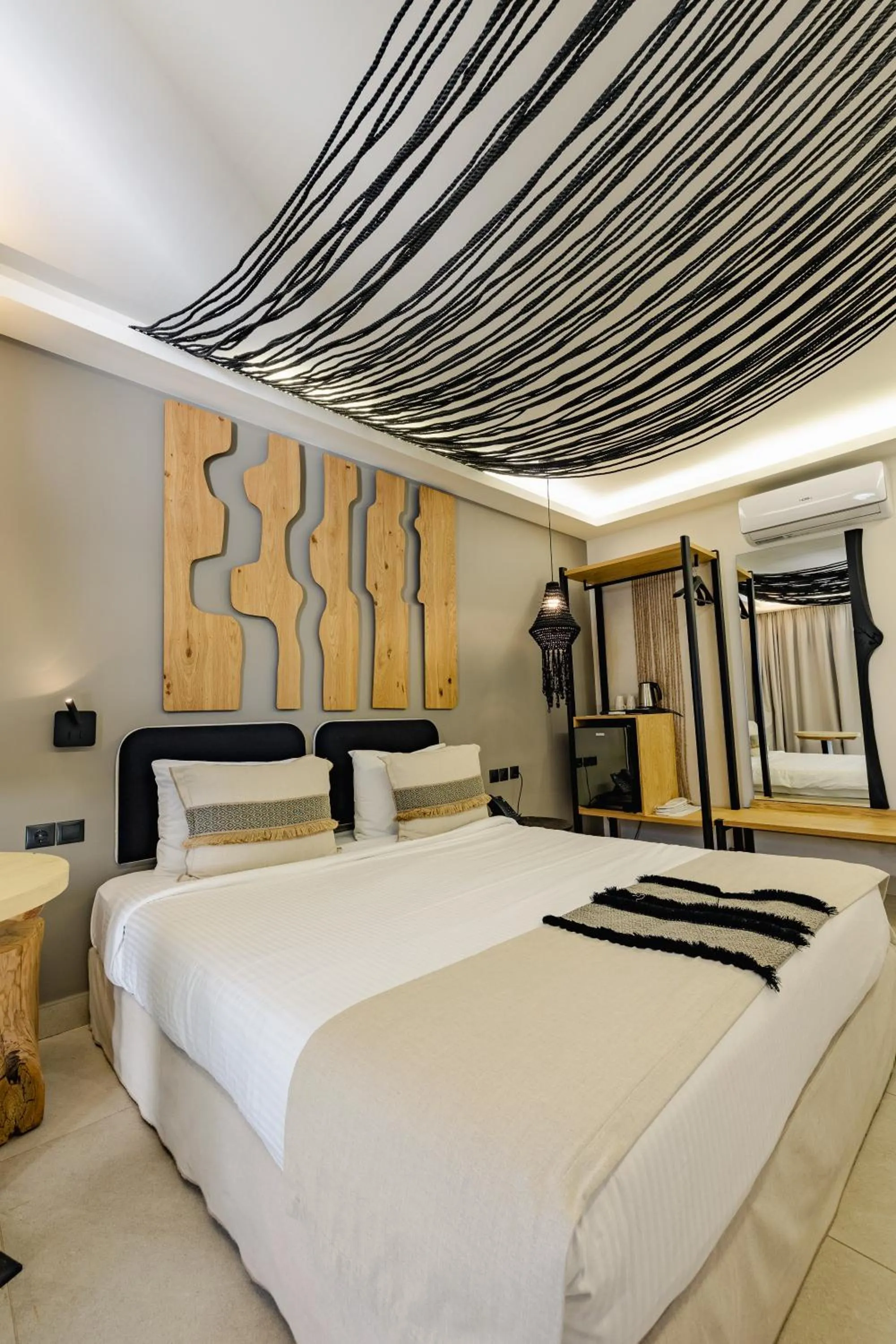 Bed in Mikelina Boutique Hotel