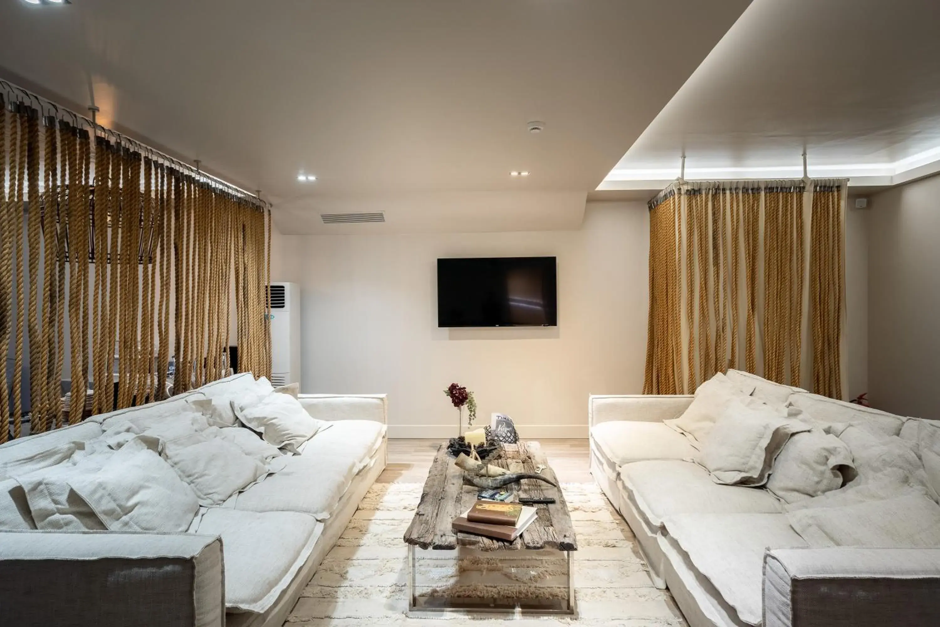 Lounge or bar in Mikelina Boutique Hotel Lounge or bar in Mikelina Boutique Hotel