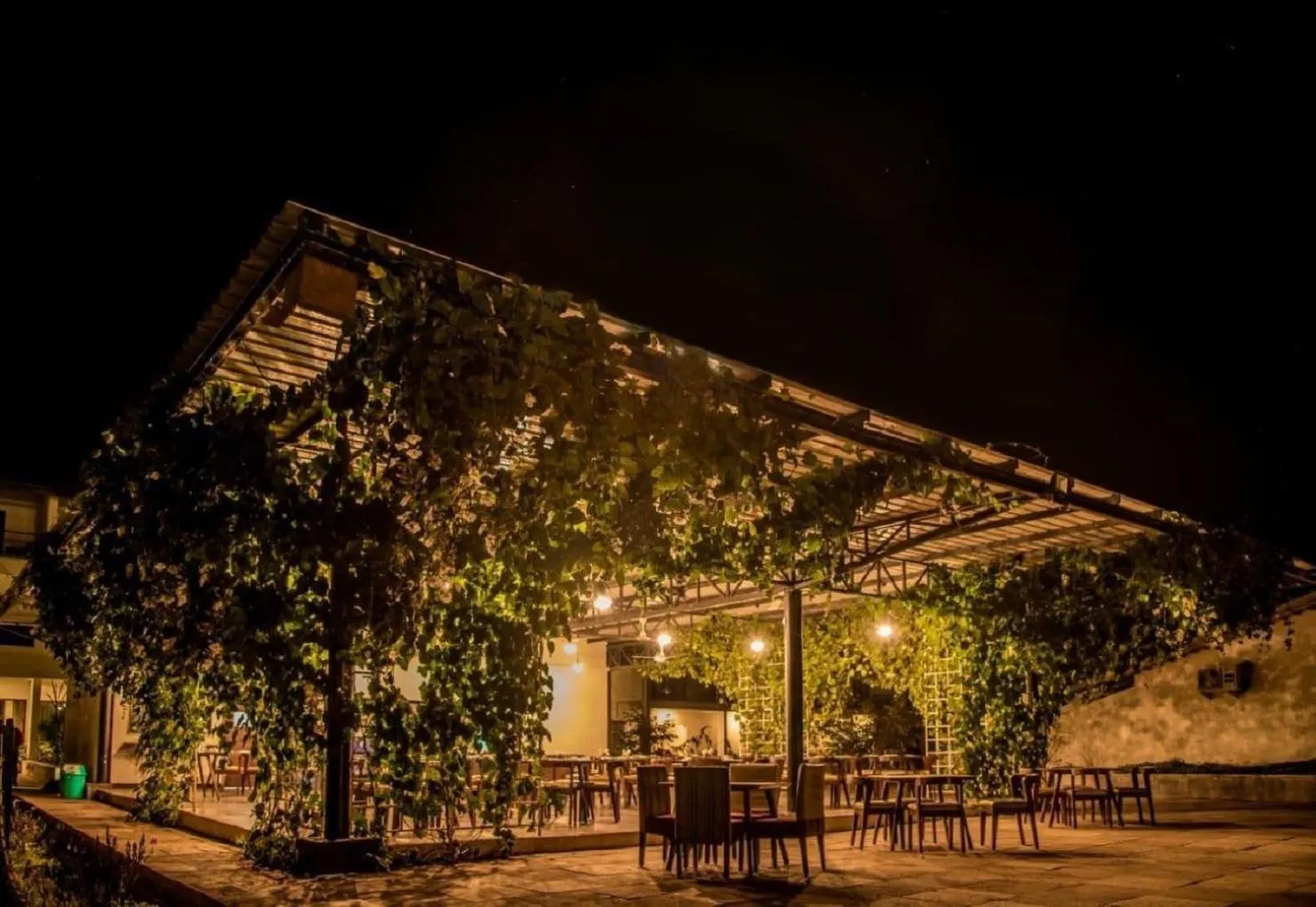 Restaurant/places to eat in Starling River Resort Dandeli