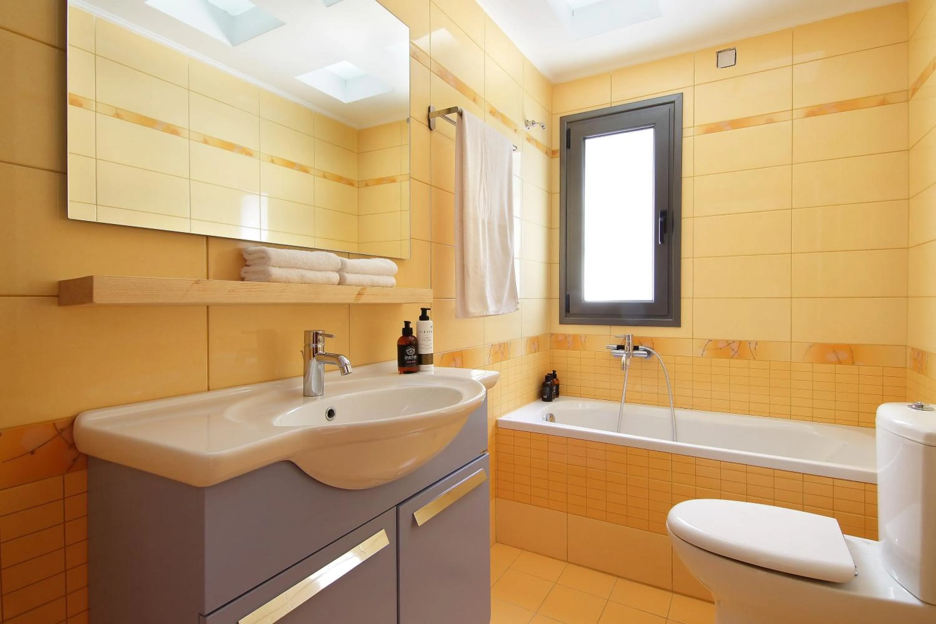 Toilet in Adam & Eve Villas