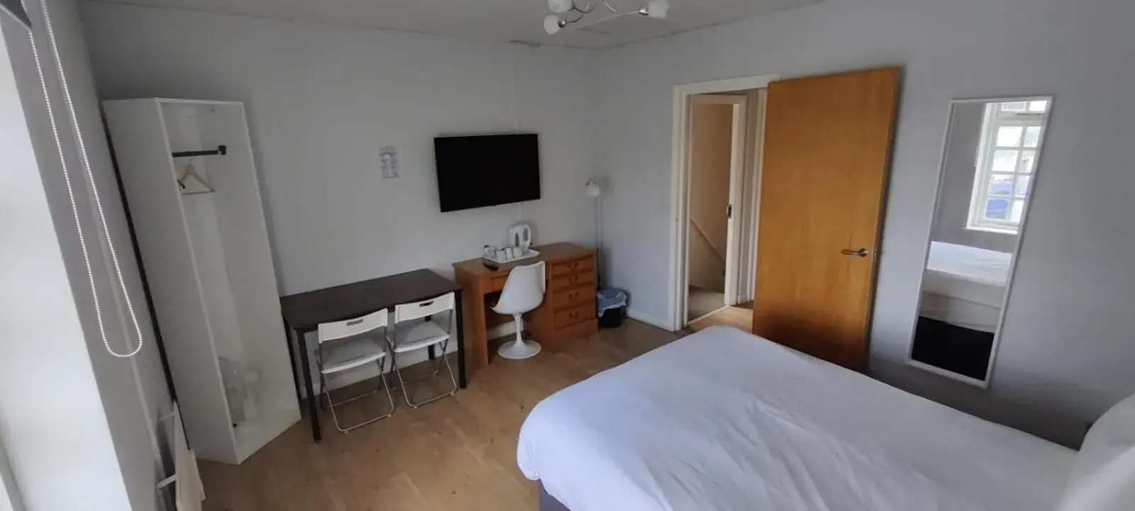 Cottage Suite Family Room in Royal Hotel, Bar & Grill Cottage Suite Family Room in Royal Hotel, Bar & Grill