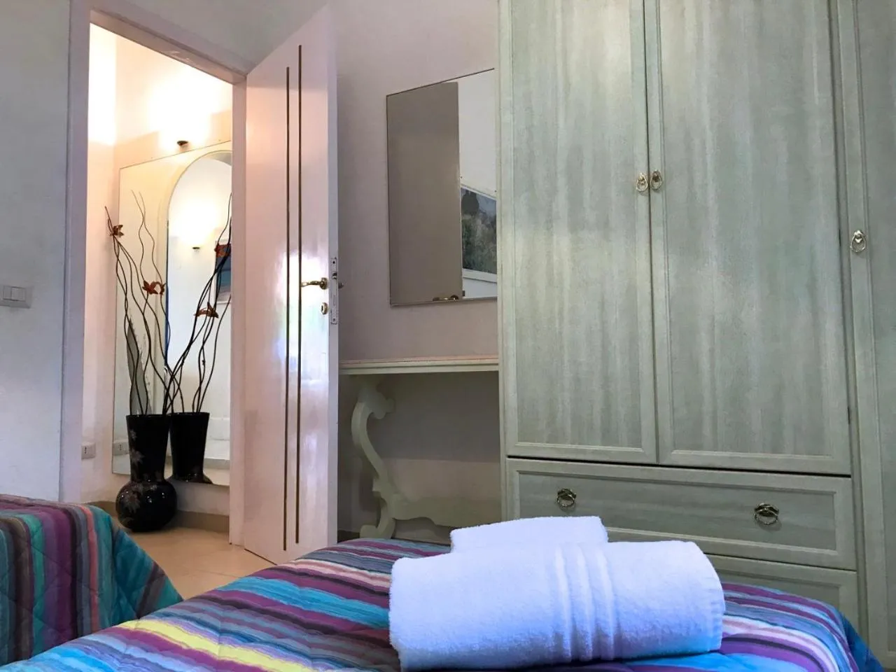 Bed in Villa Maddalena - Giardinelli