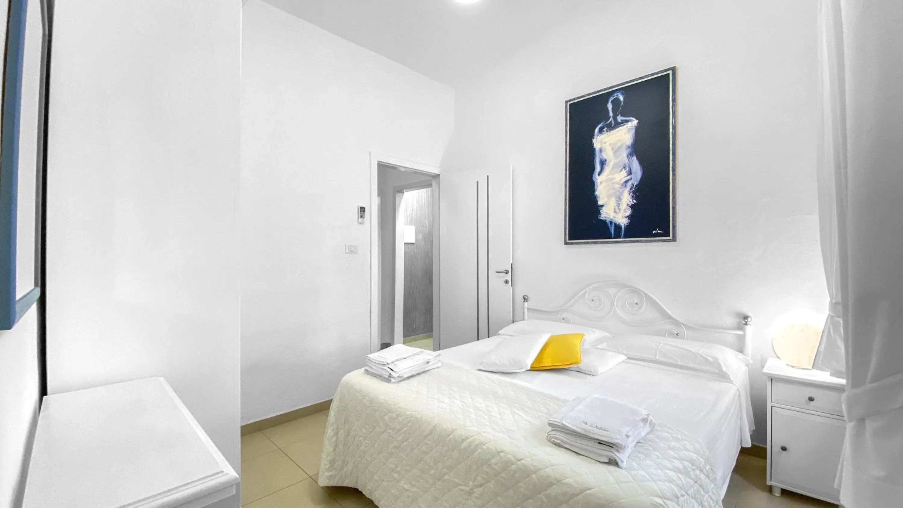 Bedroom, Bed in Villa Maddalena - Giardinelli