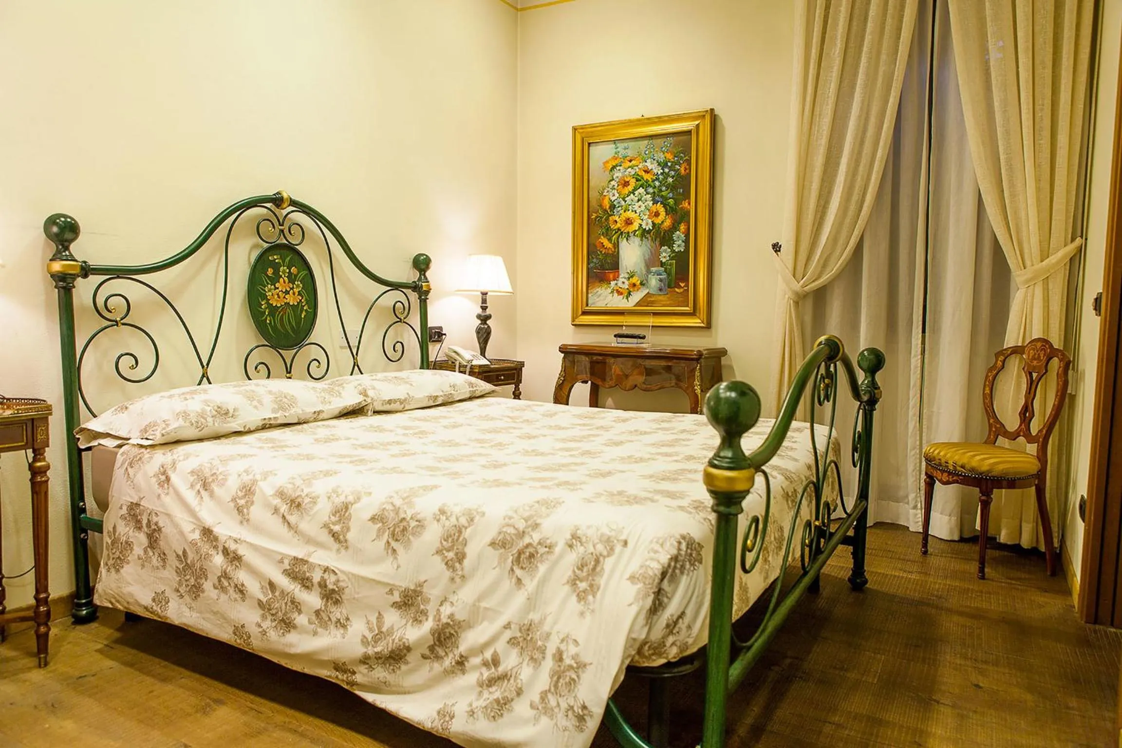 Photo of the whole room, Bed in La Baita