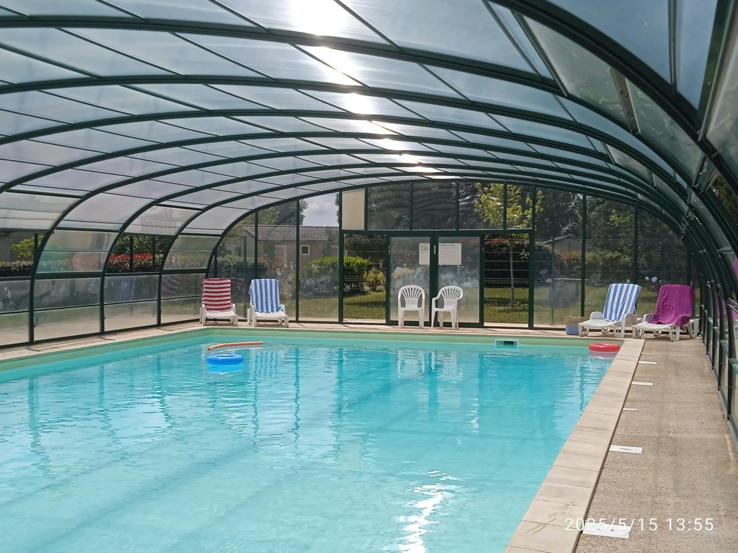 Swimming pool in Terres de France - Les Hameaux de Miel Swimming pool in Terres de France - Les Hameaux de Miel