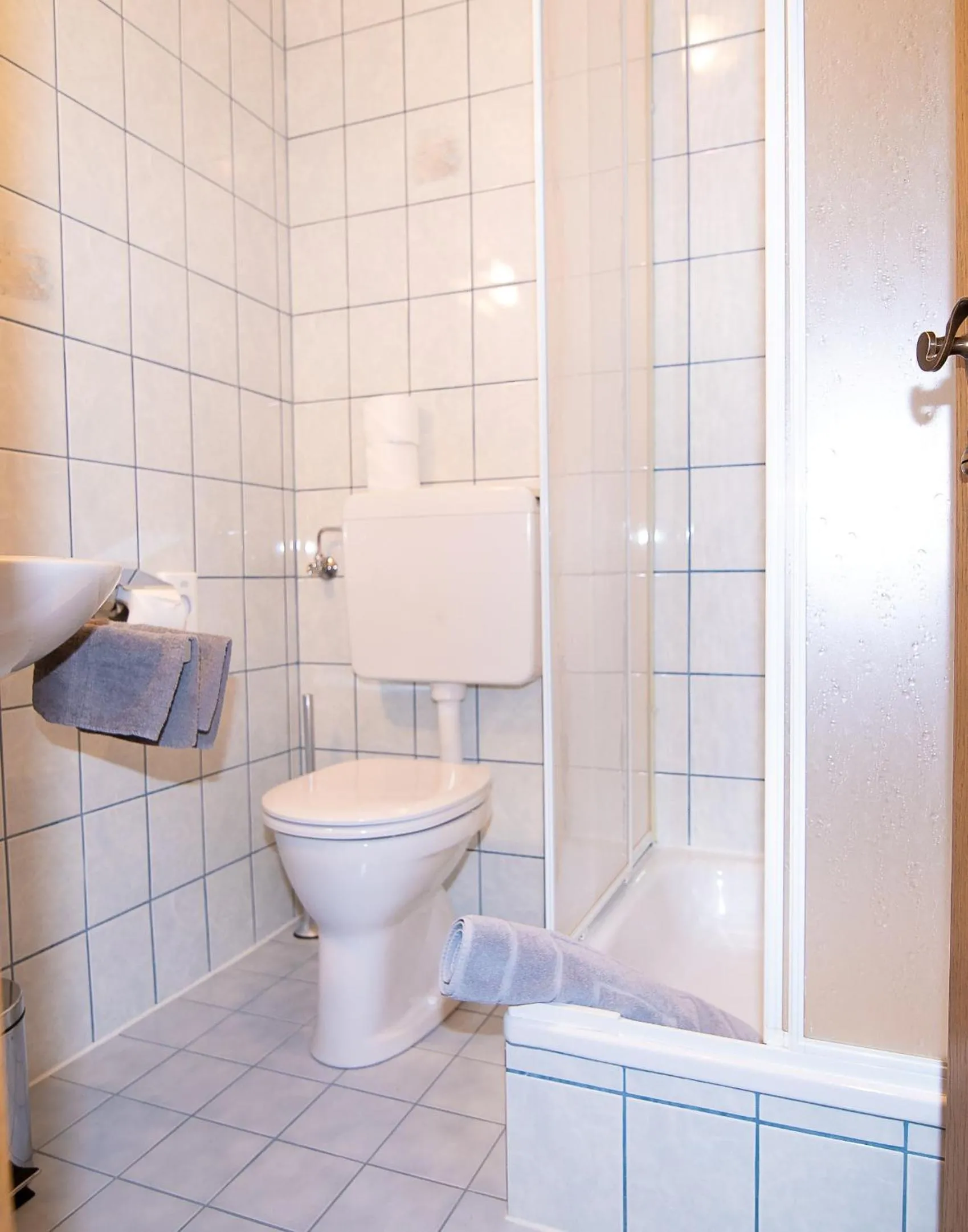 Shower in Appartement Haus Moser