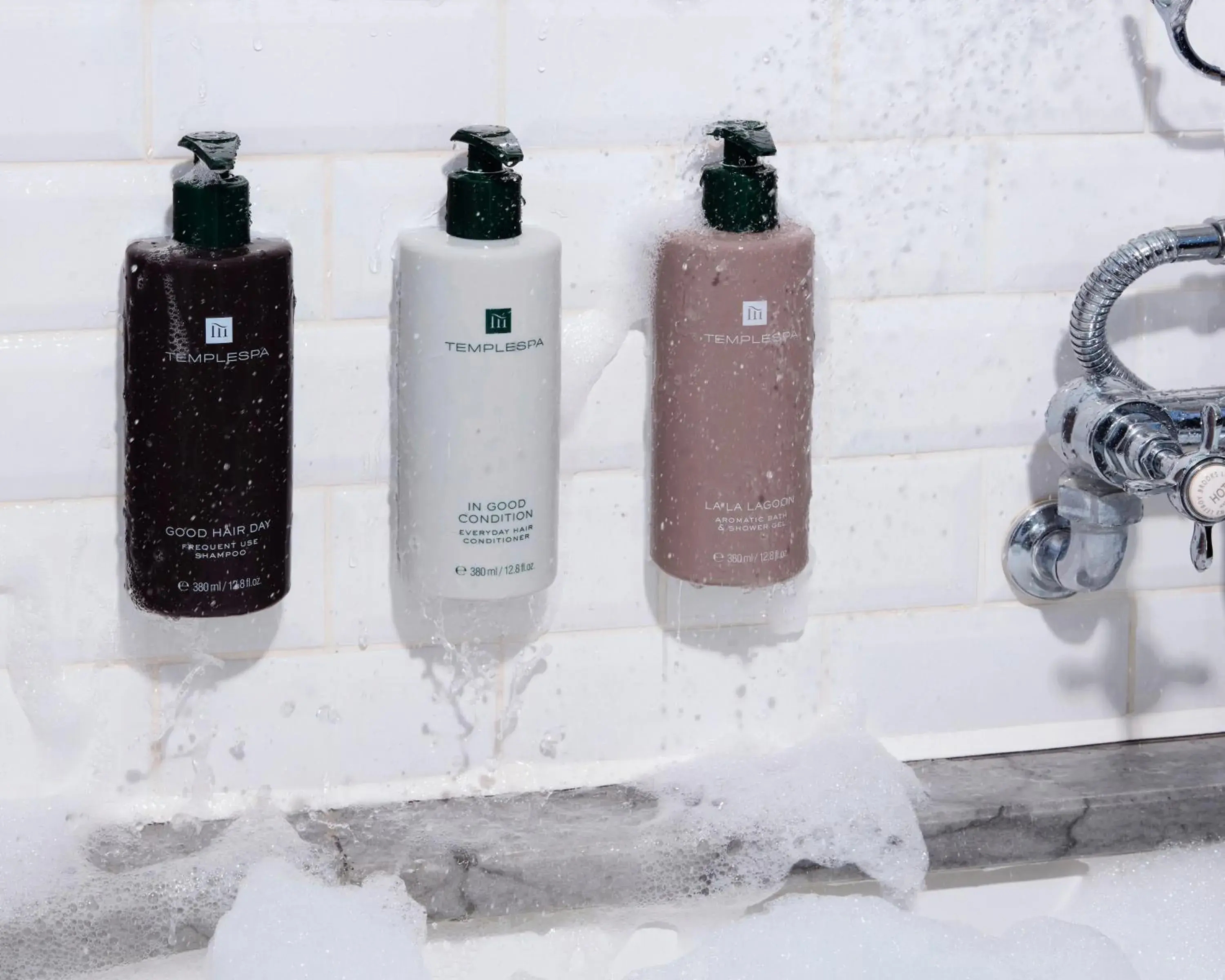 King Suite with Lounge Access in The Waldorf Hilton King Suite with Lounge Access in The Waldorf Hilton