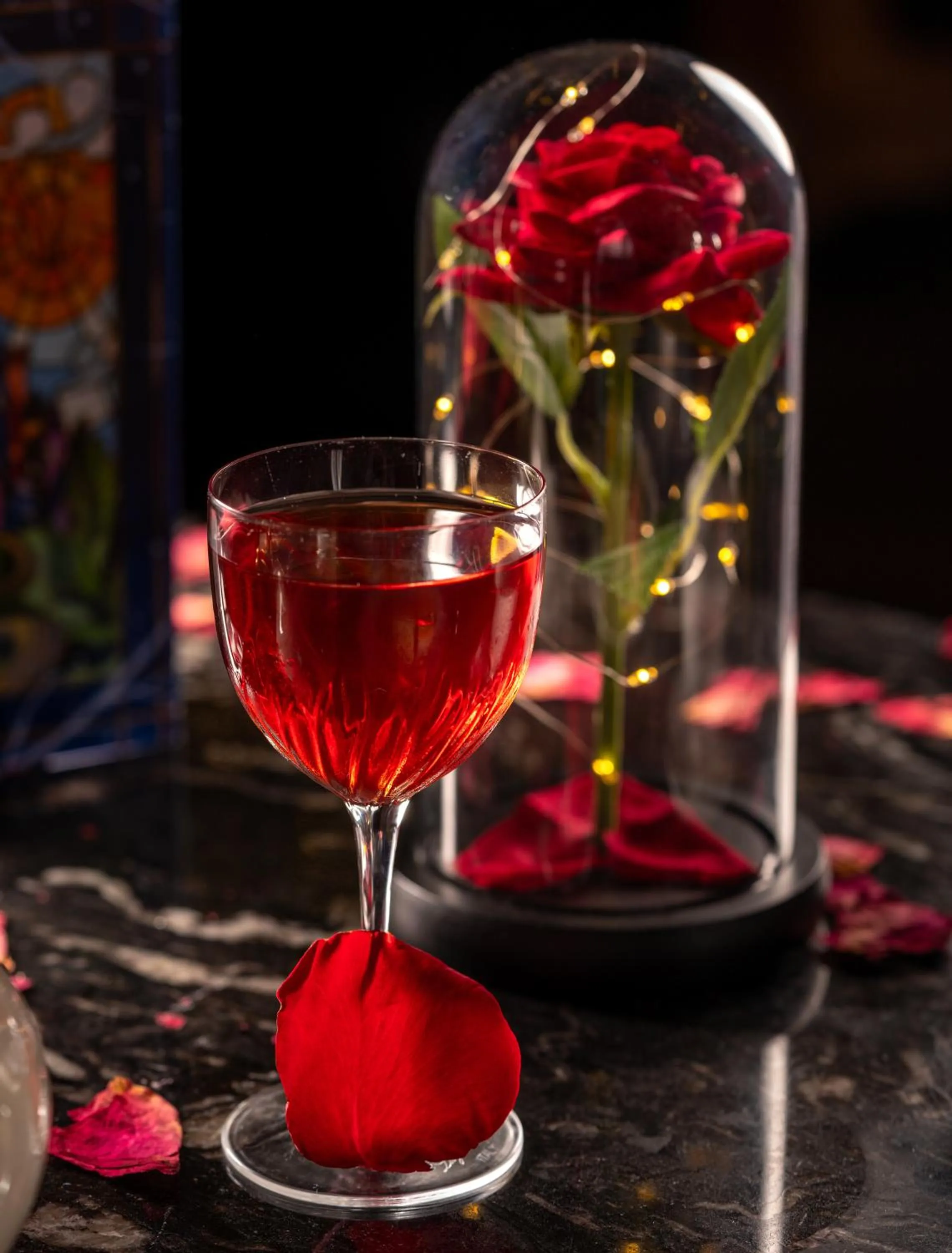 Drinks in The Waldorf Hilton