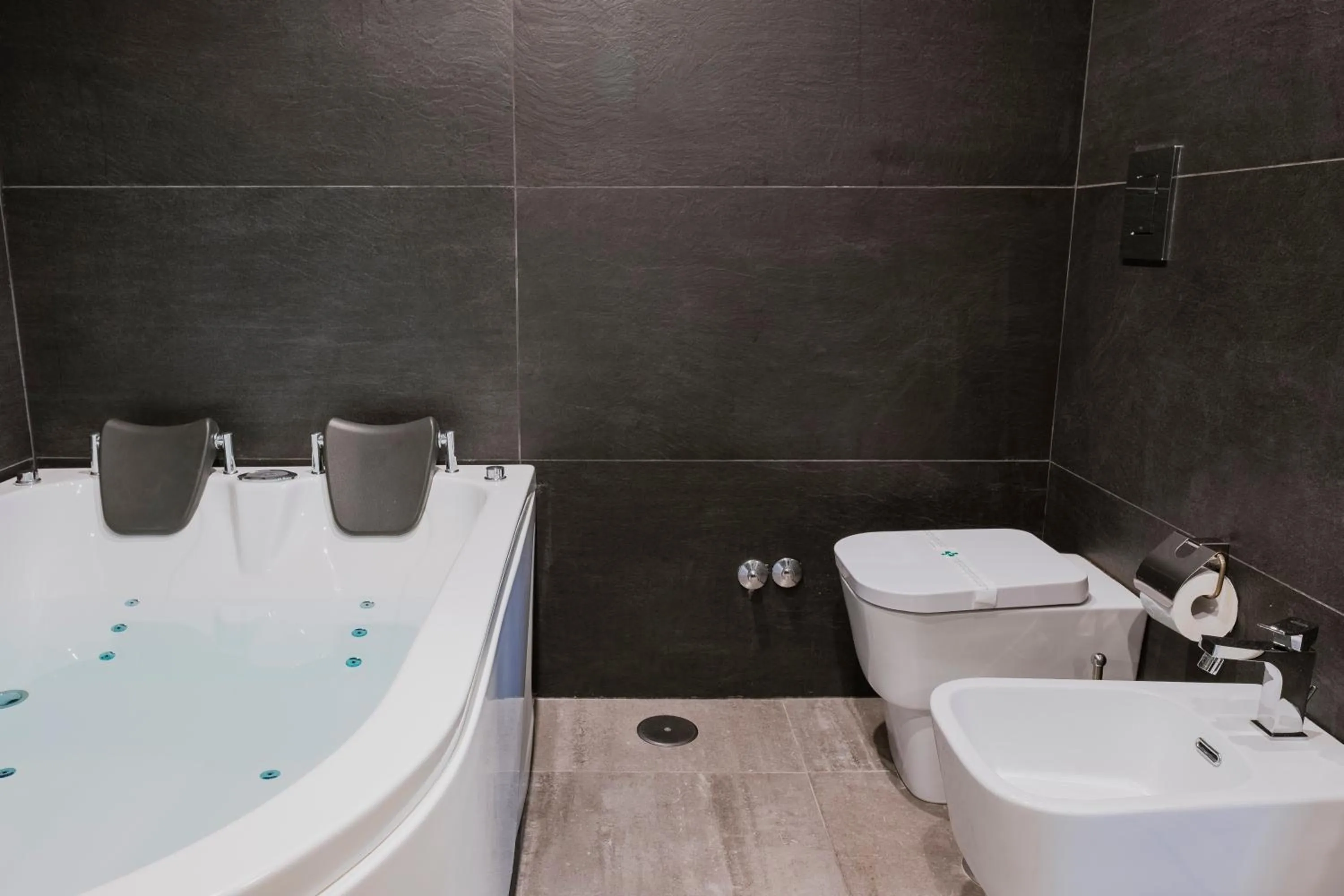 Hot Tub in Comfort Zone Naples