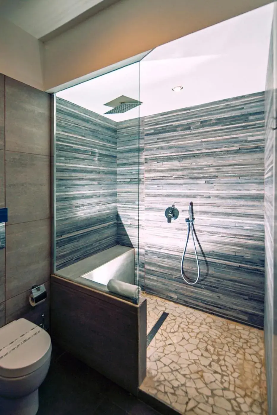 Deluxe Double Room with Balcony - Dependence in Comfort Zone Naples Deluxe Double Room with Balcony - Dependence in Comfort Zone Naples