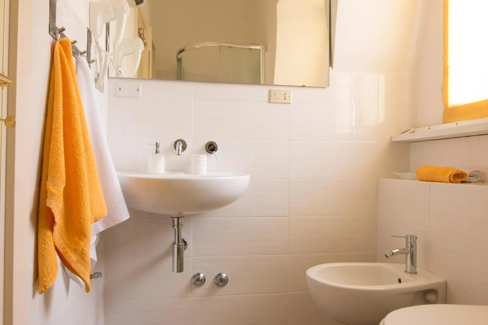 Toilet in L'ARENA B&B