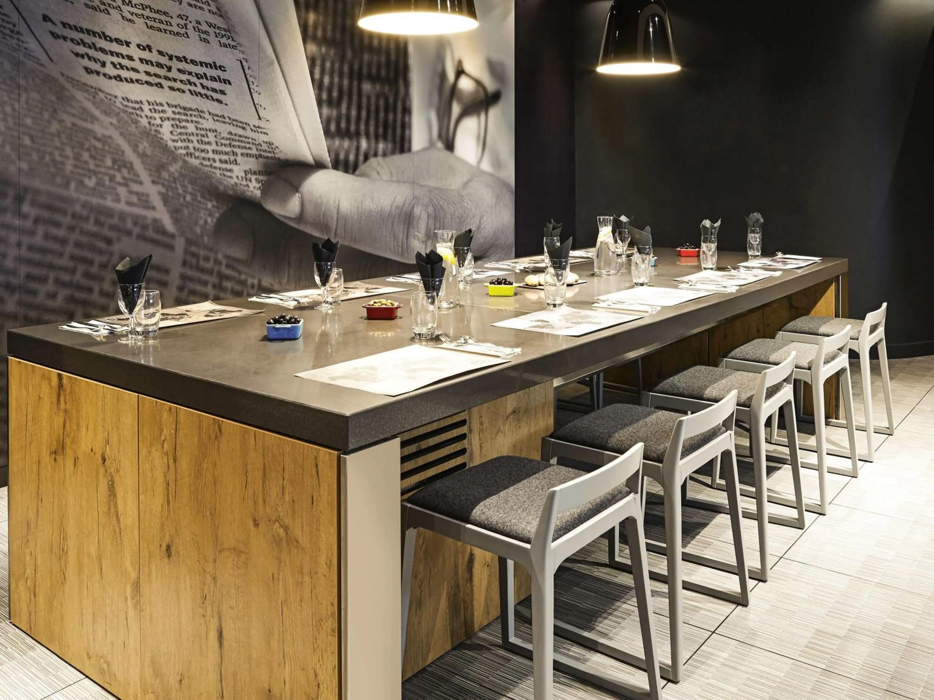 Lounge or bar in ibis Birmingham Centre New Street Station Hotel