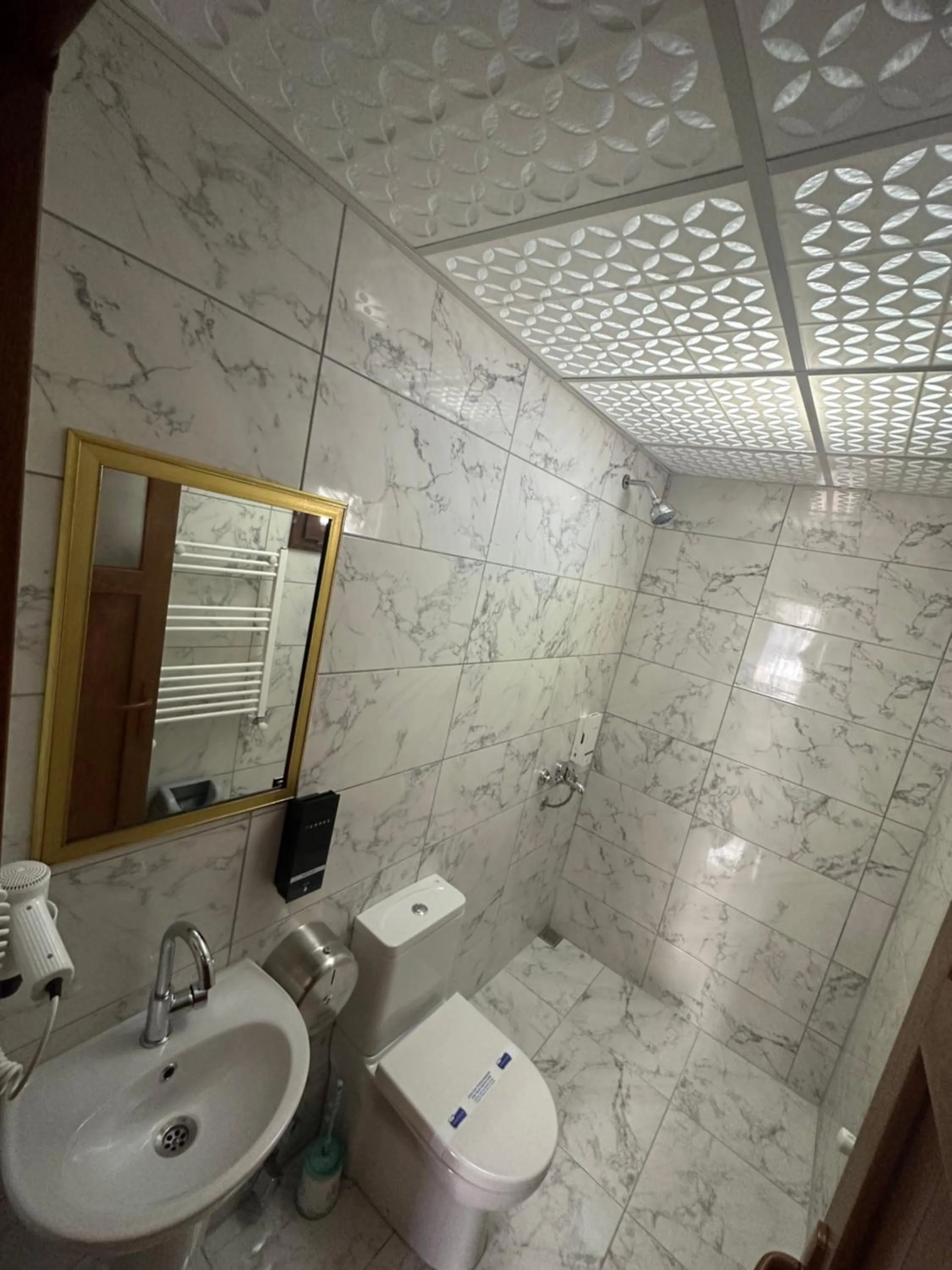 Shower in Haros Suite Hotel