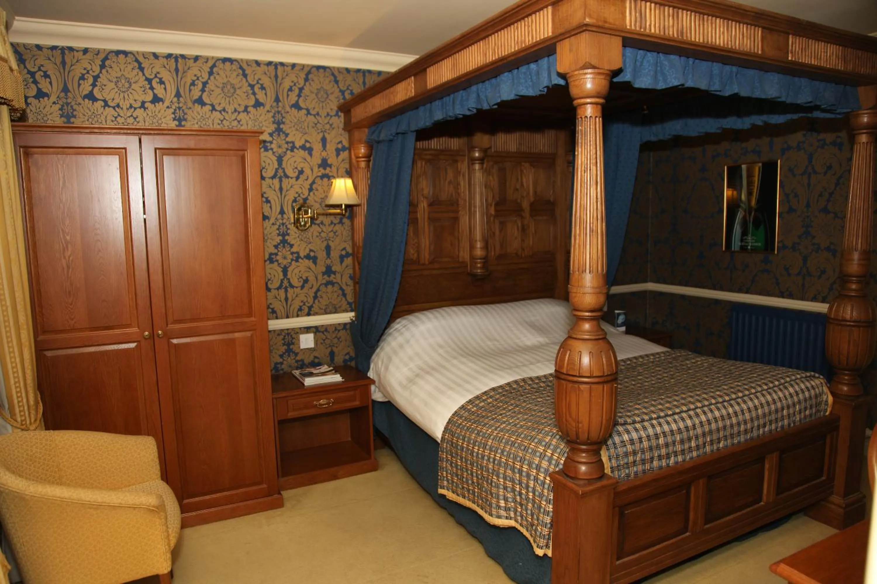 Bed in York Pavilion Hotel, Sure Hotel Collection by Best Western