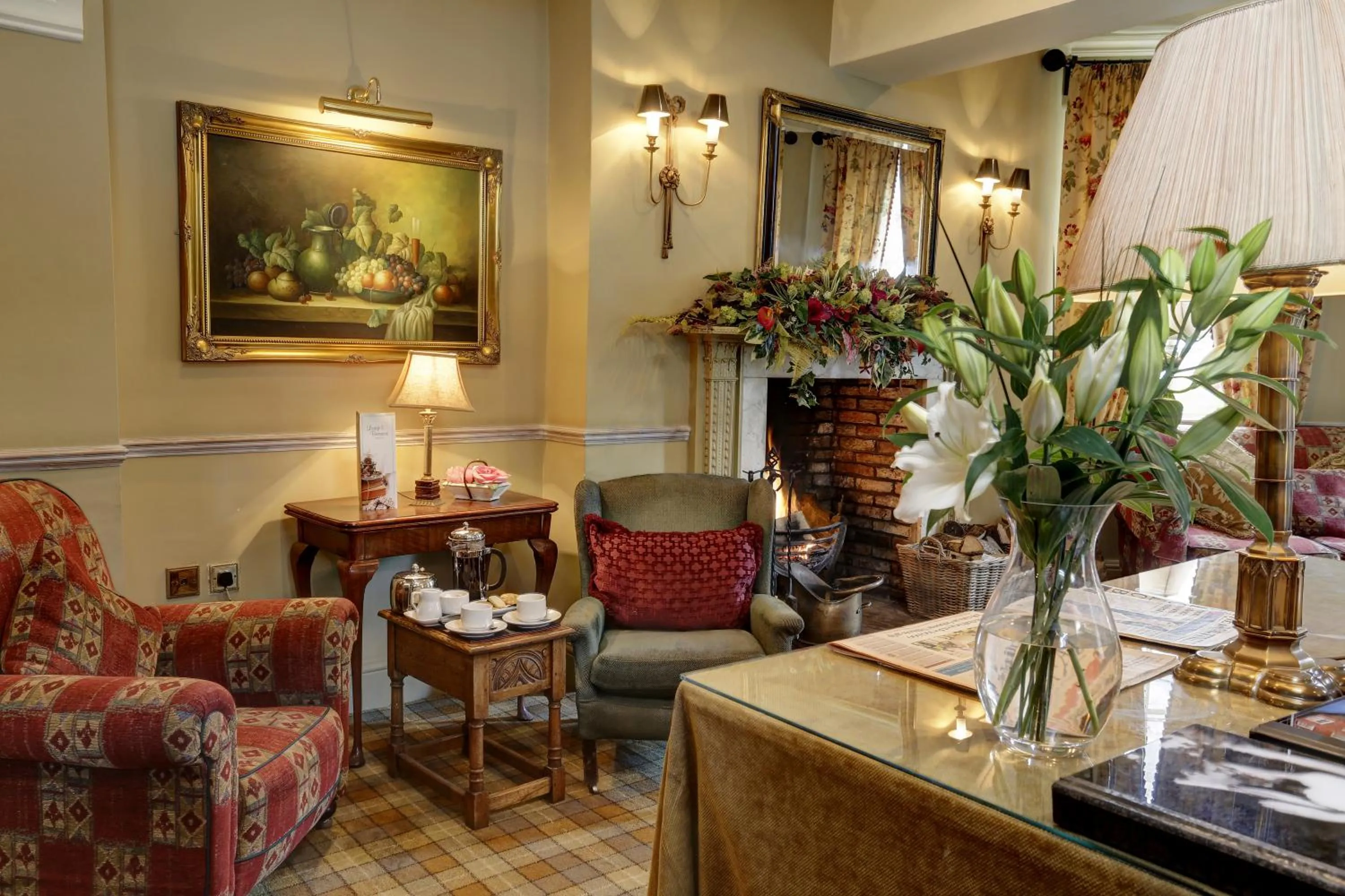 Communal lounge/ TV room in York Pavilion Hotel, Sure Hotel Collection by Best Western