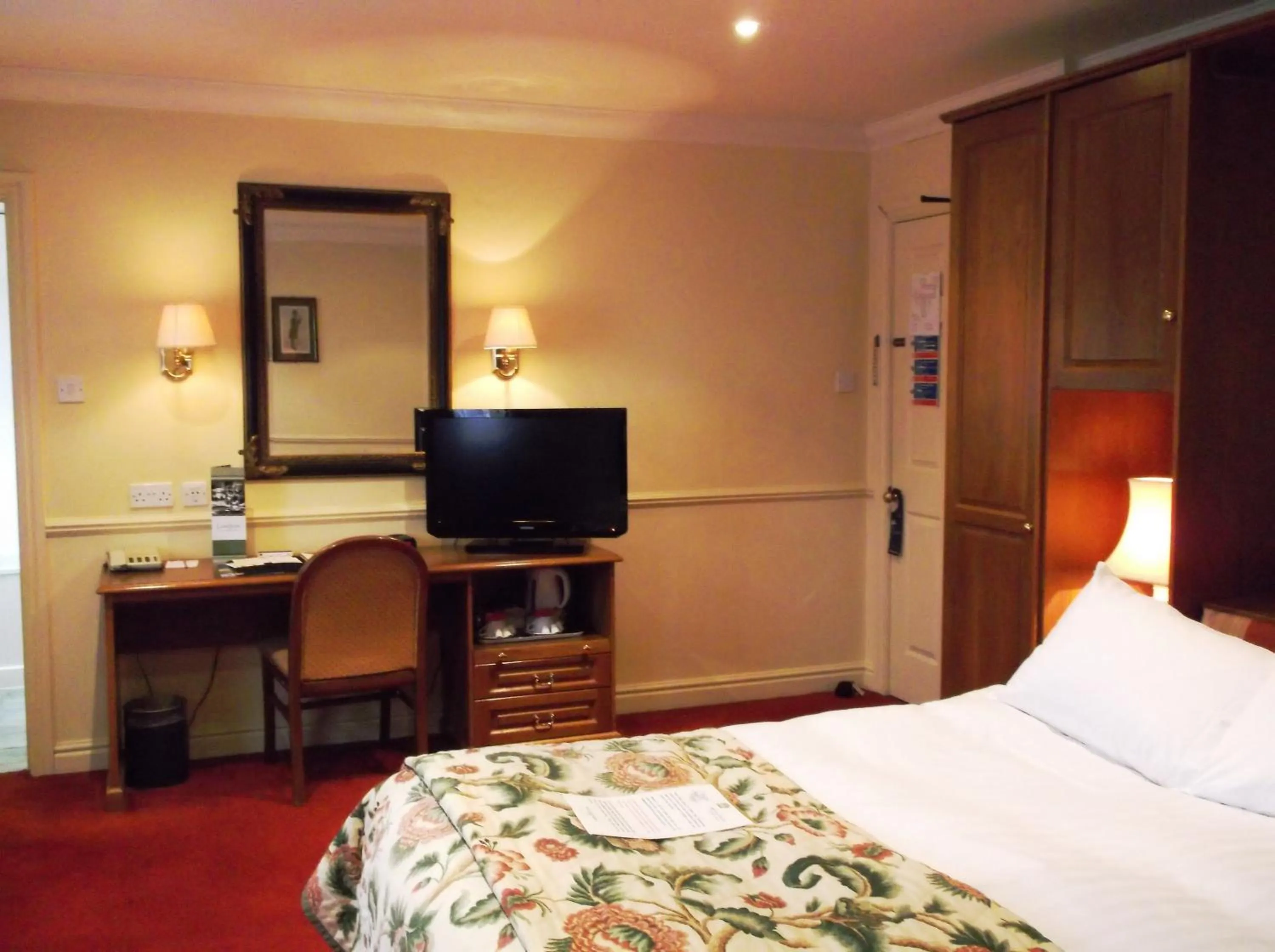 Bed in York Pavilion Hotel, Sure Hotel Collection by Best Western
