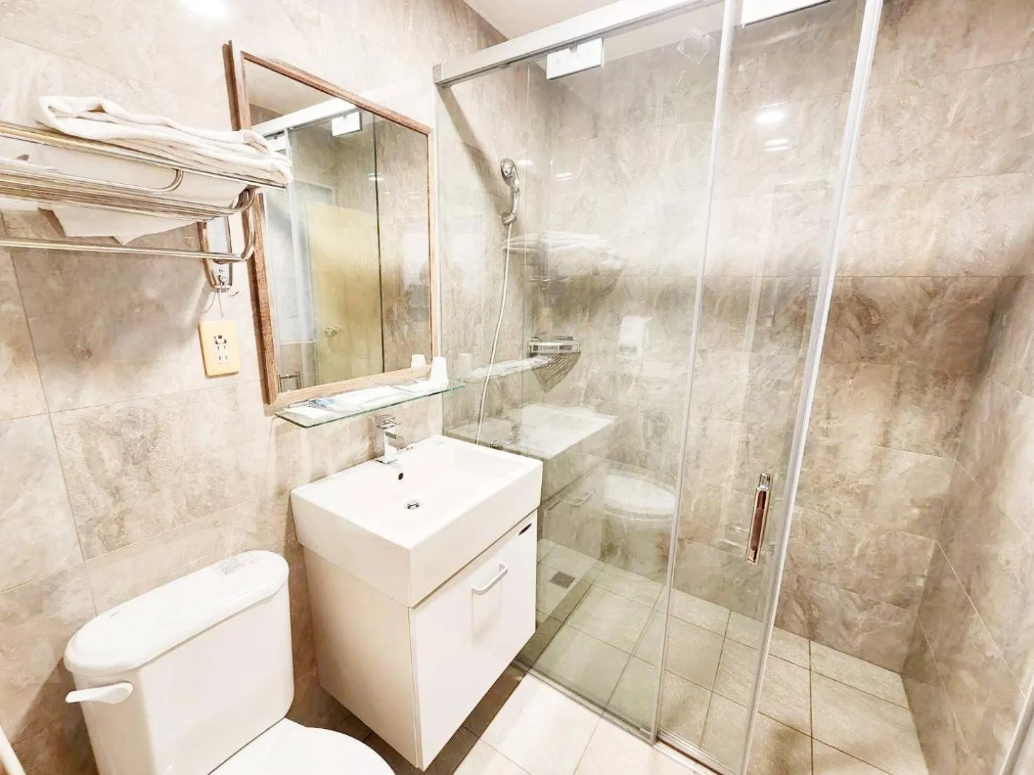 Shower in Royal Business Hotel