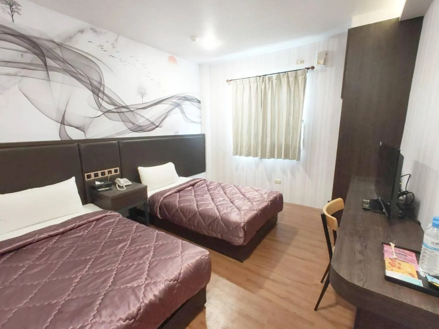 Photo of the whole room, Bed in Royal Business Hotel