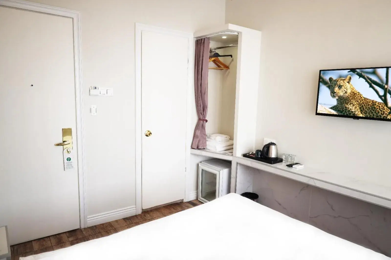 Bedroom, Bed in Bakirkoy Tashan Business & Airport Hotel Bedroom, Bed in Bakirkoy Tashan Business & Airport Hotel