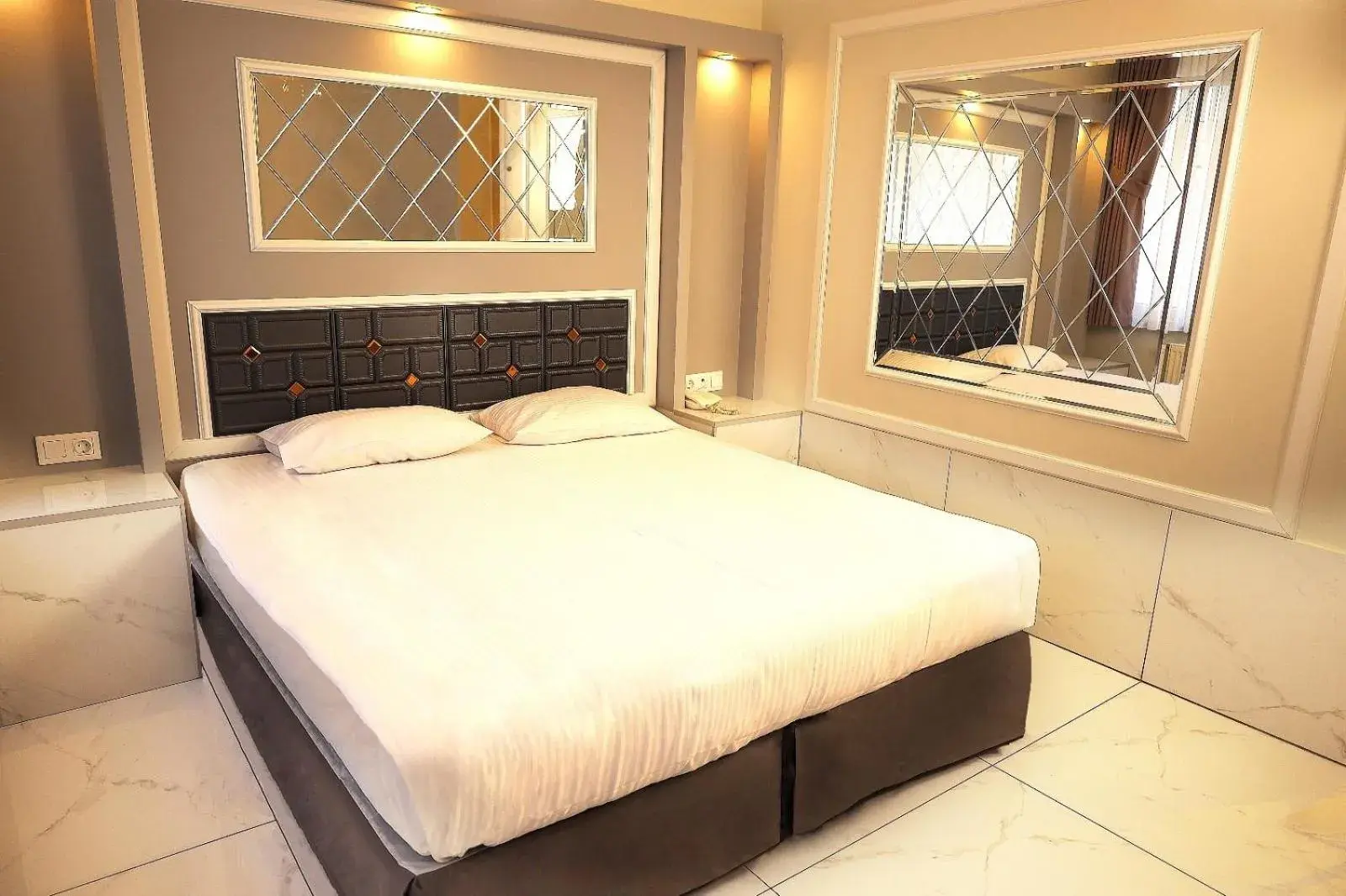 Bedroom, Bed in Bakirkoy Tashan Business & Airport Hotel Bedroom, Bed in Bakirkoy Tashan Business & Airport Hotel