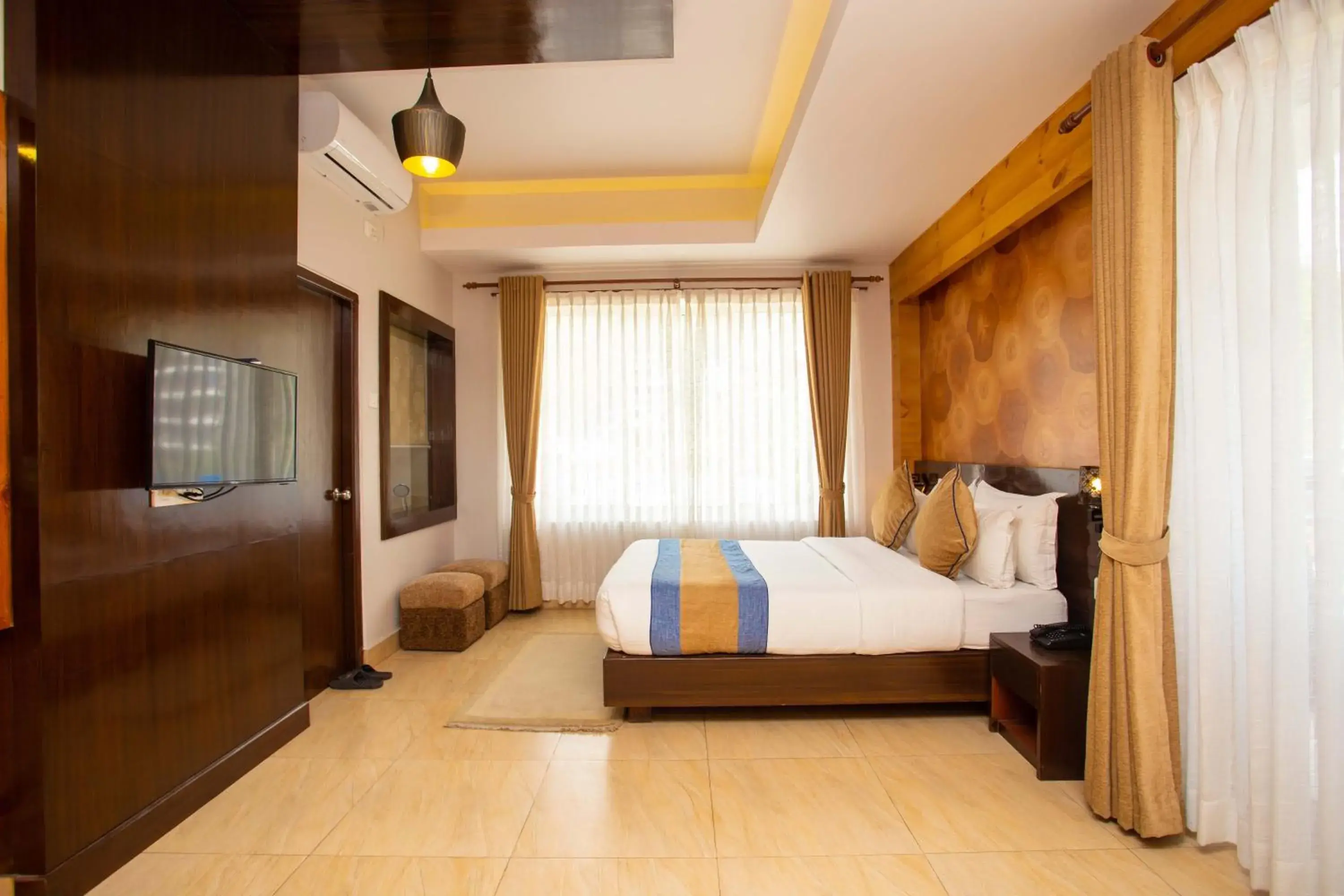 Hotel Lake Paradise Hotel Lake Paradise