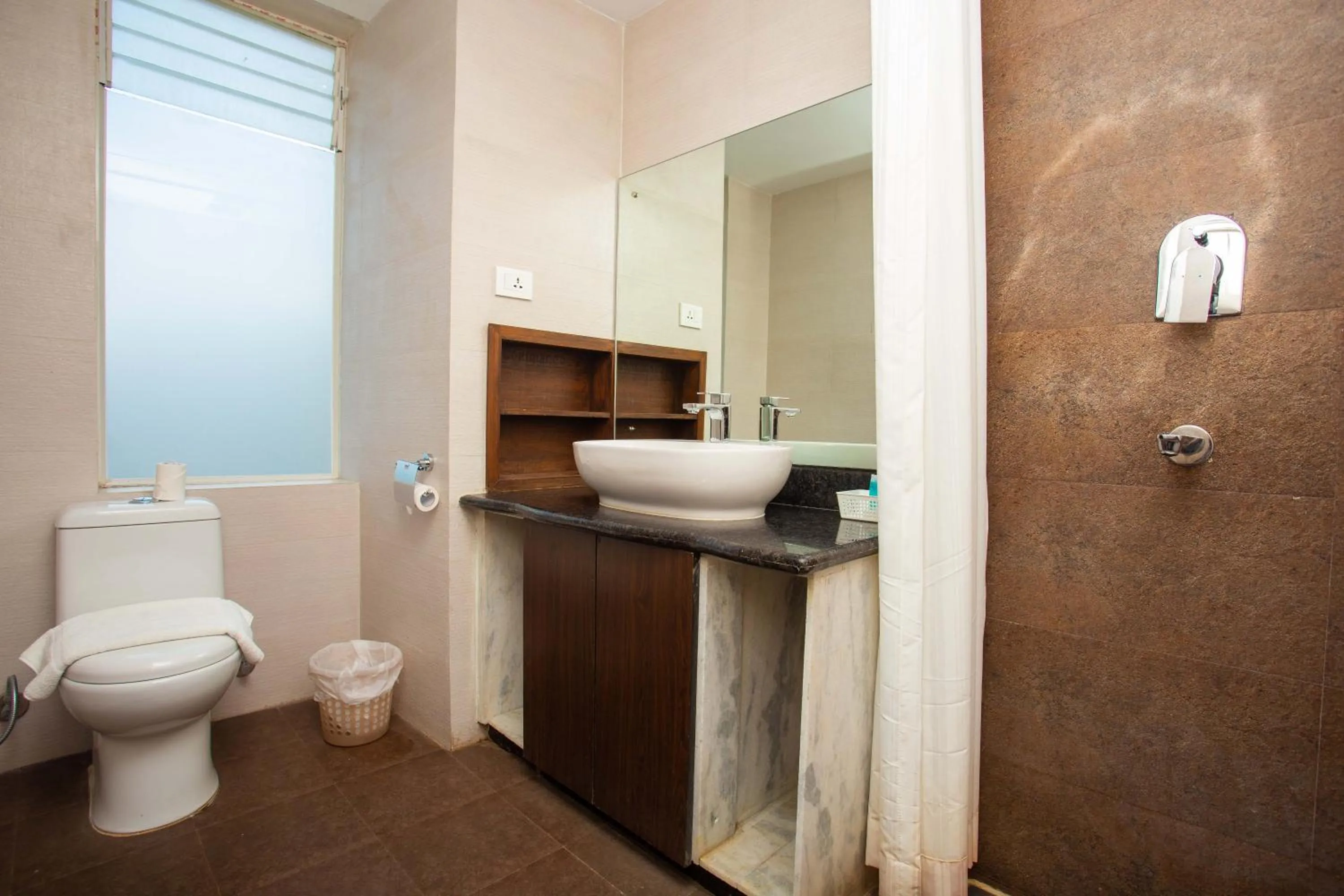 Bathroom in Hotel Lake Paradise