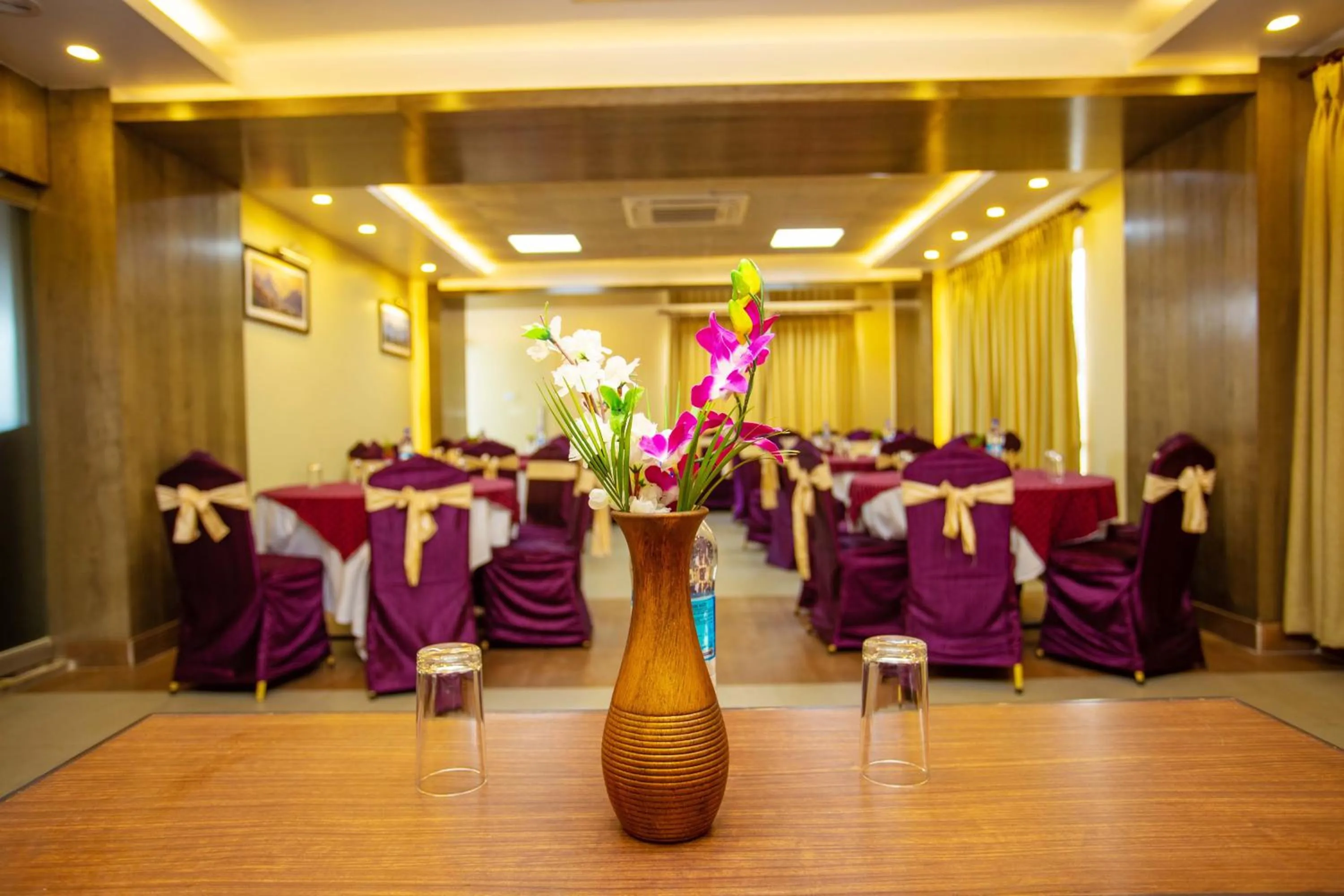 Seating area in Hotel Lake Paradise