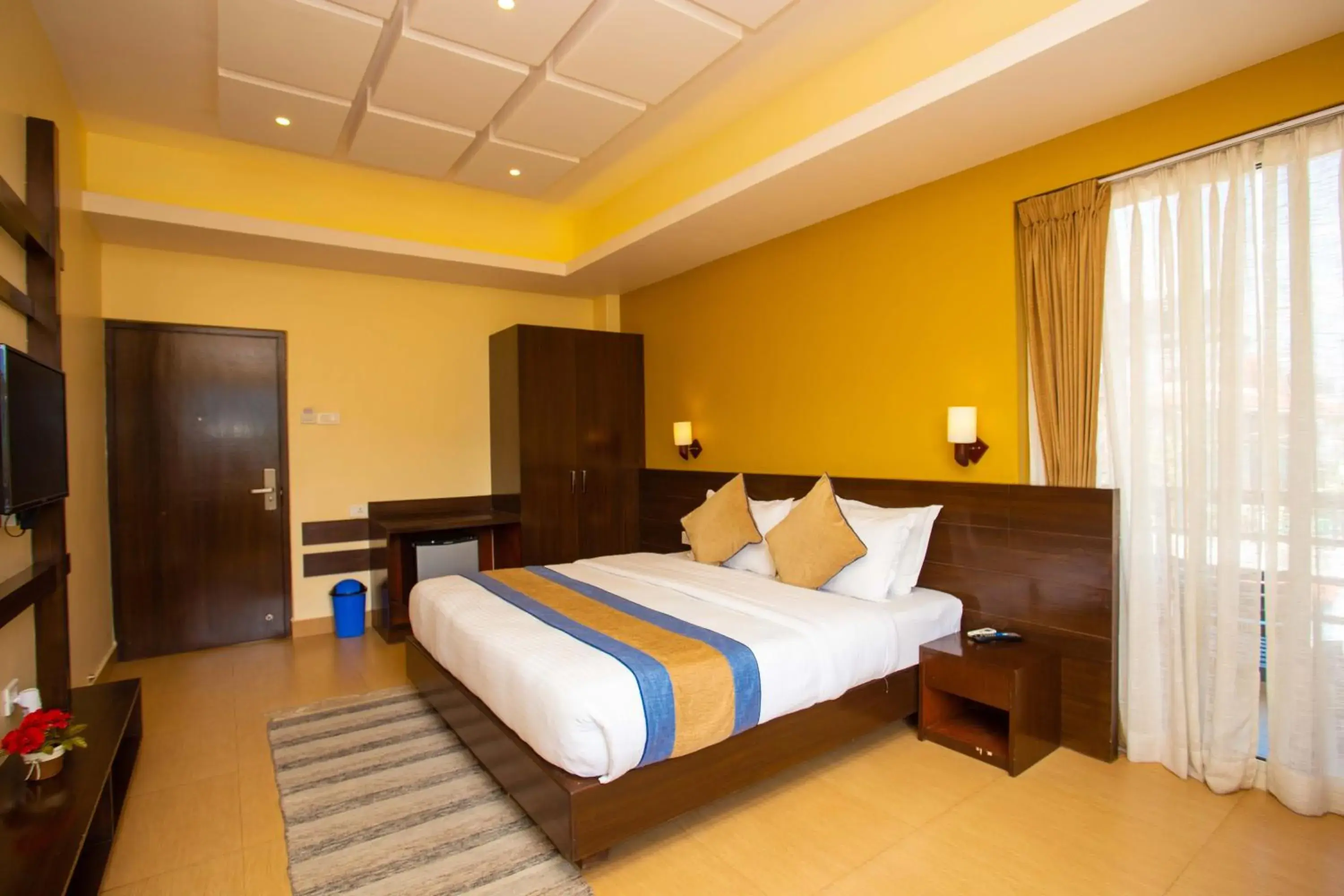Deluxe Double Room - single occupancy in Hotel Lake Paradise Deluxe Double Room - single occupancy in Hotel Lake Paradise