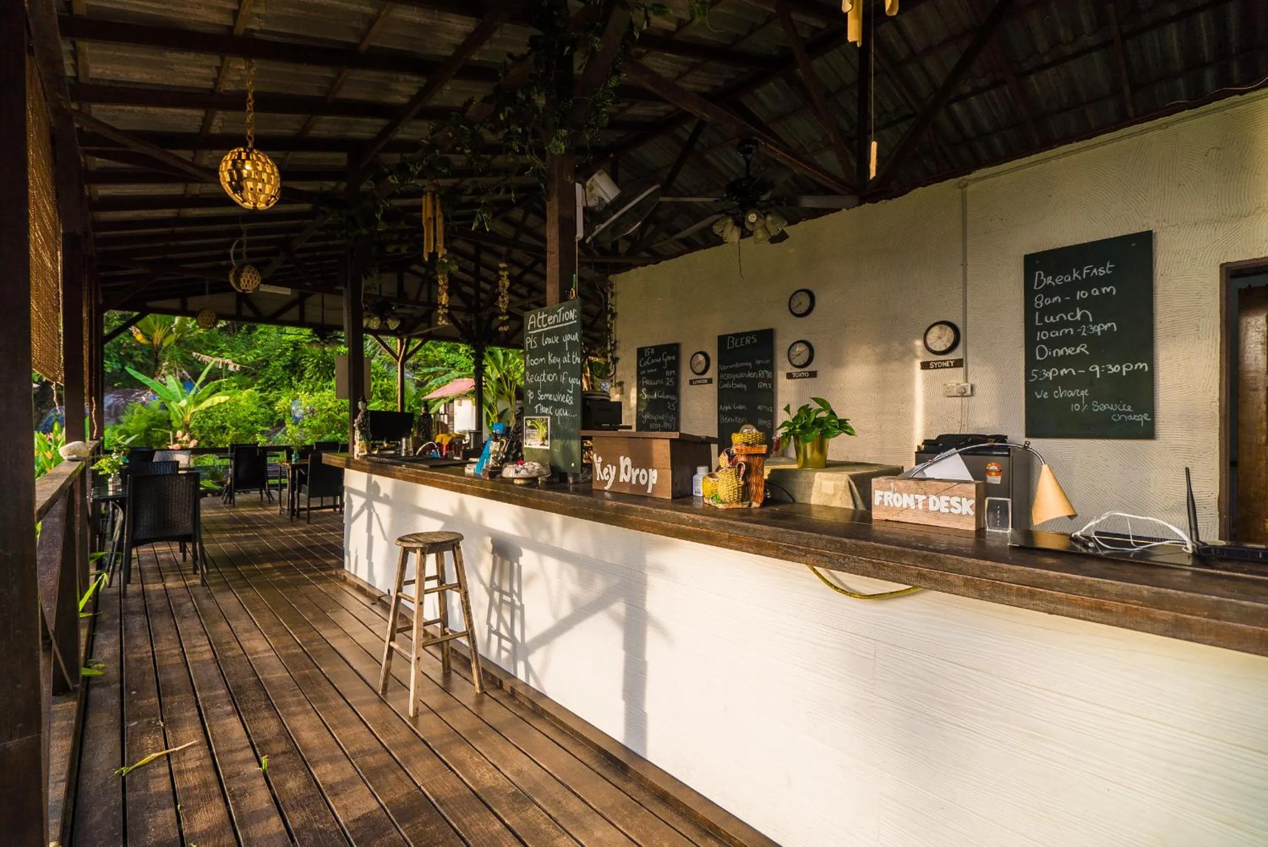 Restaurant/places to eat in 1511 Coconut Grove