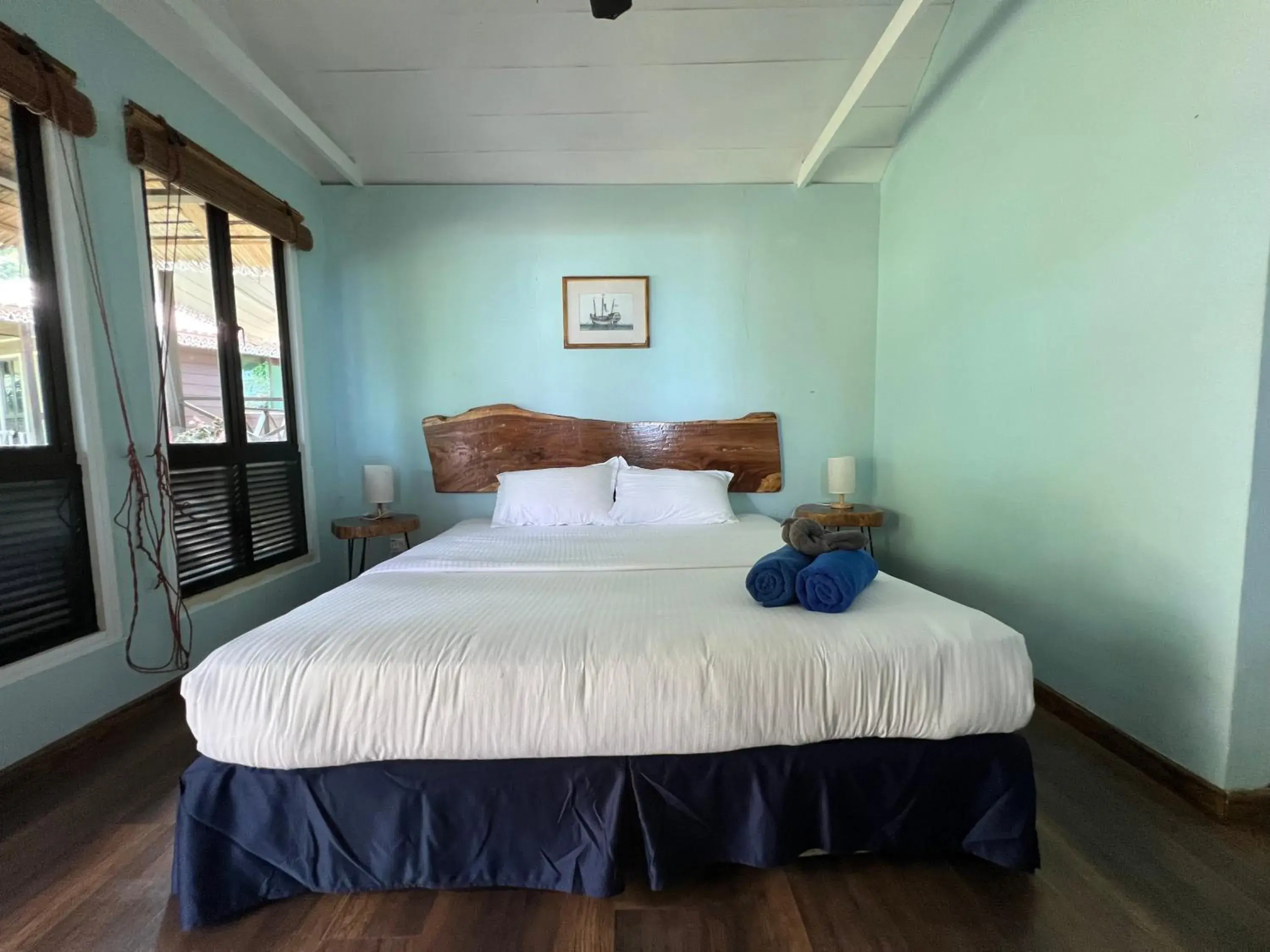 Bed in 1511 Coconut Grove Bed in 1511 Coconut Grove