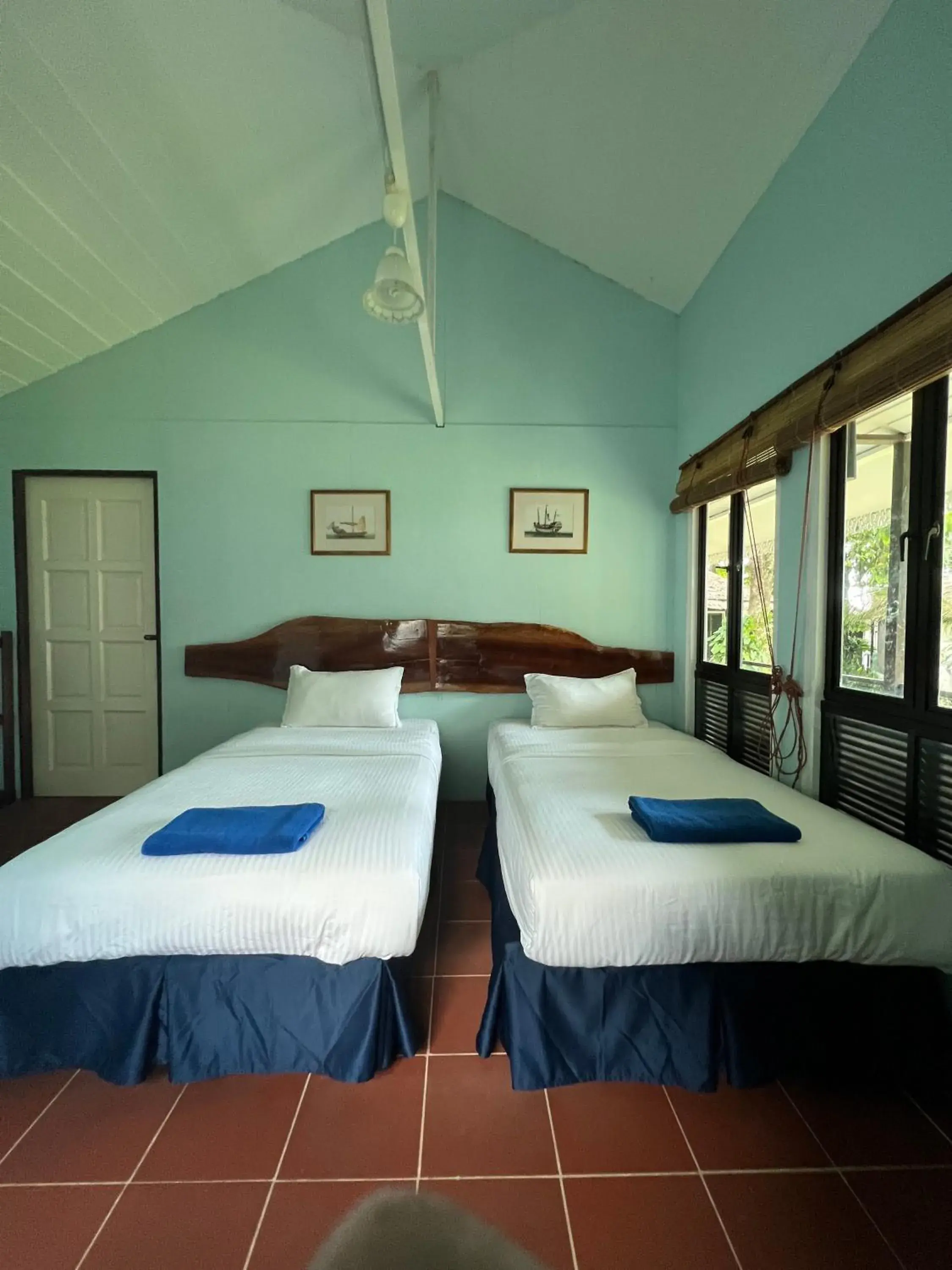 Bed in 1511 Coconut Grove Bed in 1511 Coconut Grove