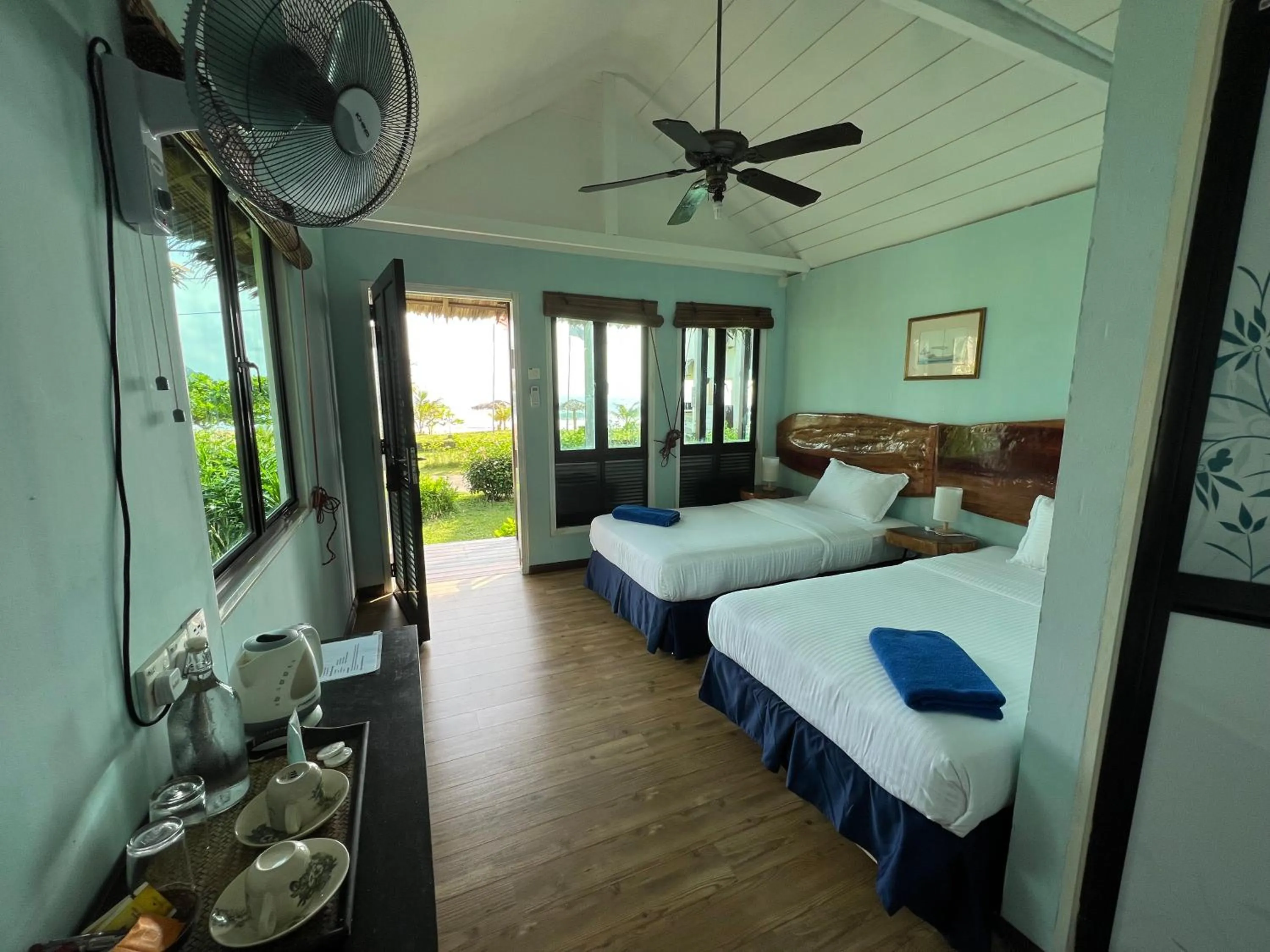 Coffee/tea facilities, Bed in 1511 Coconut Grove