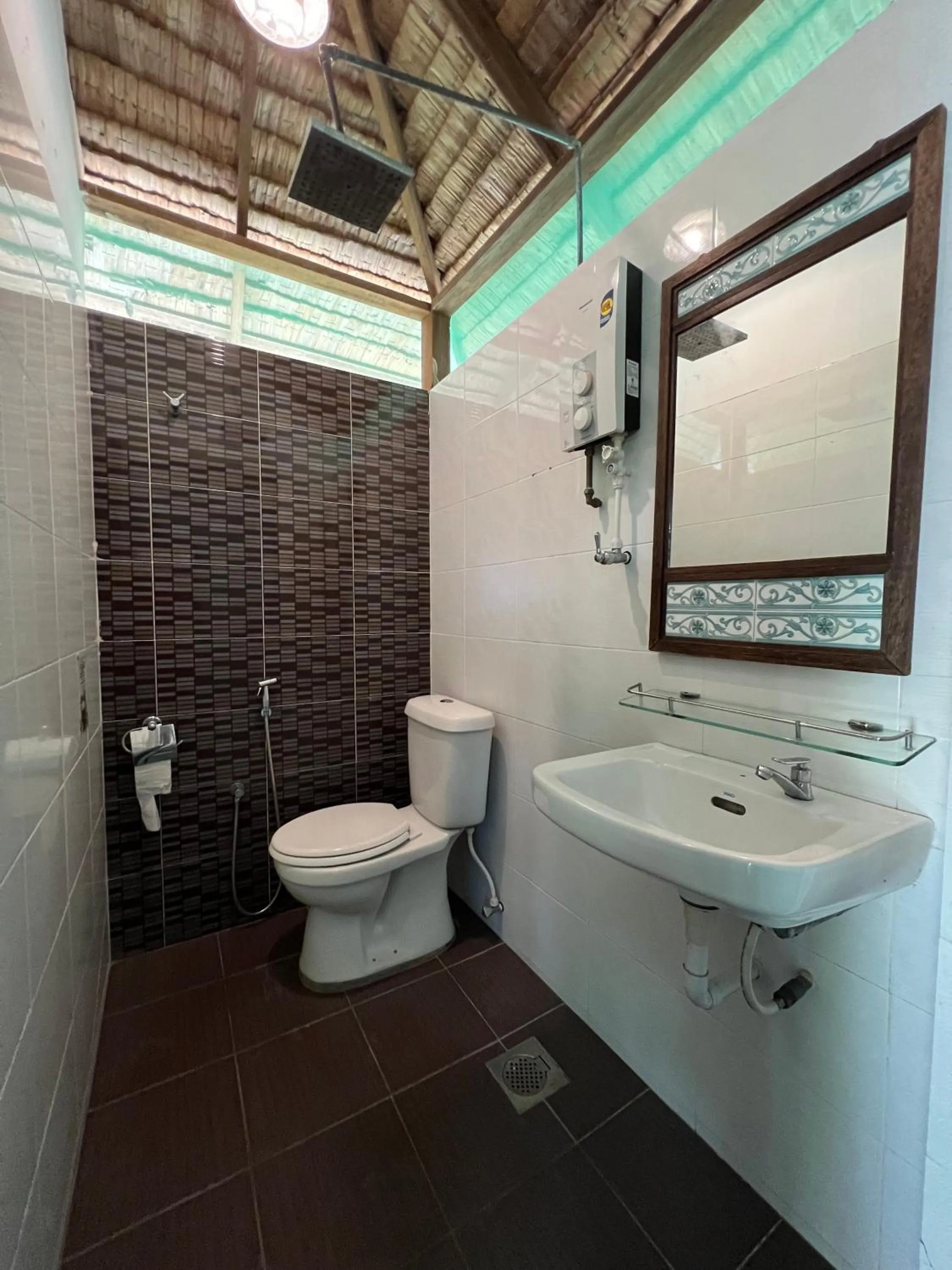 Toilet in 1511 Coconut Grove