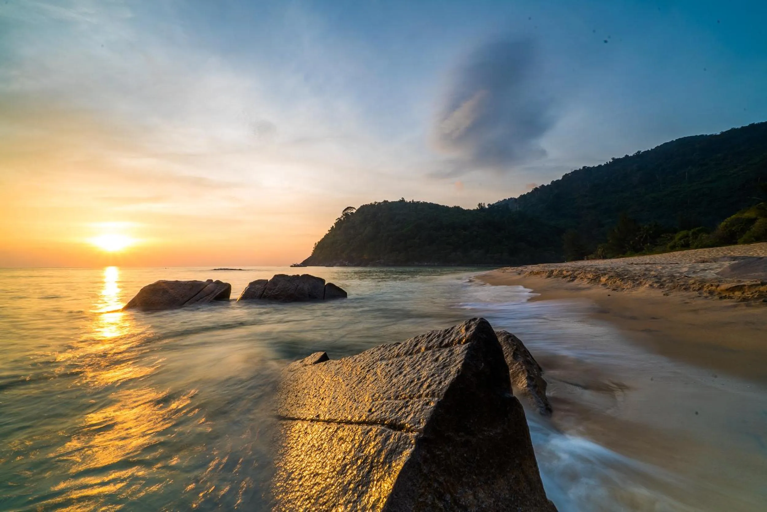 Sunrise in 1511 Coconut Grove