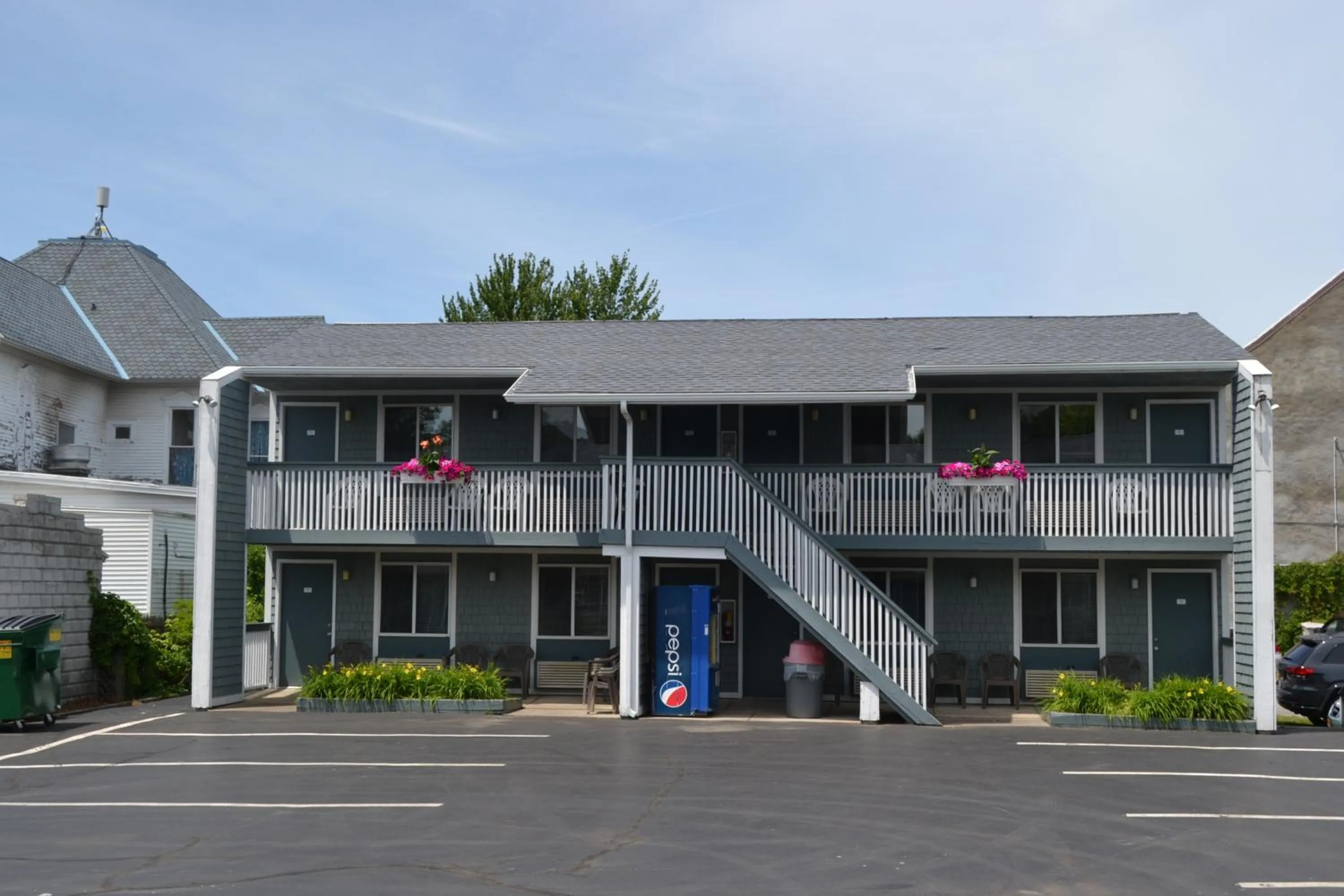 The Ship Motel