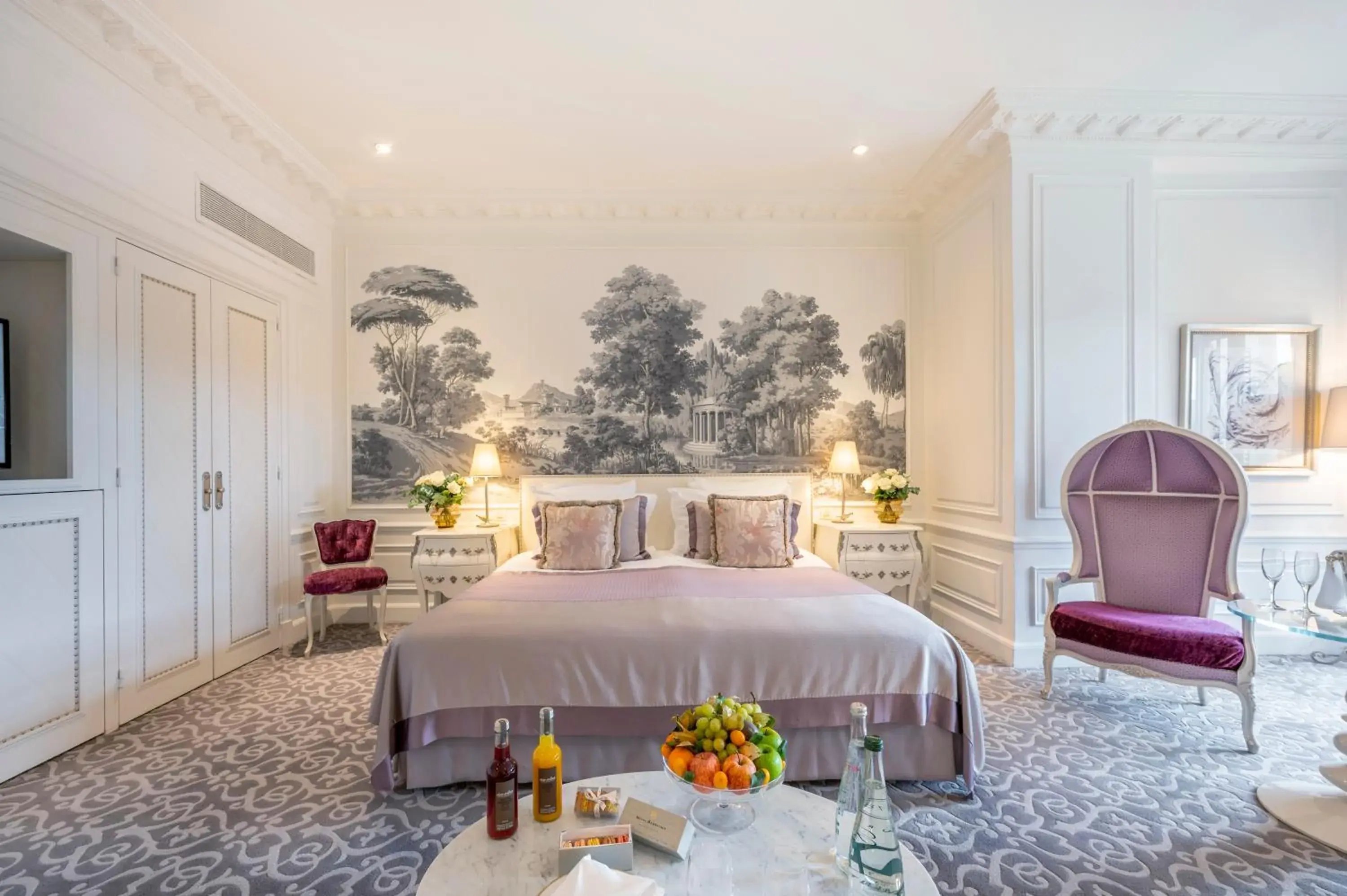 Bedroom, Bed in Hôtel Hermitage Monte-Carlo Bedroom, Bed in Hôtel Hermitage Monte-Carlo