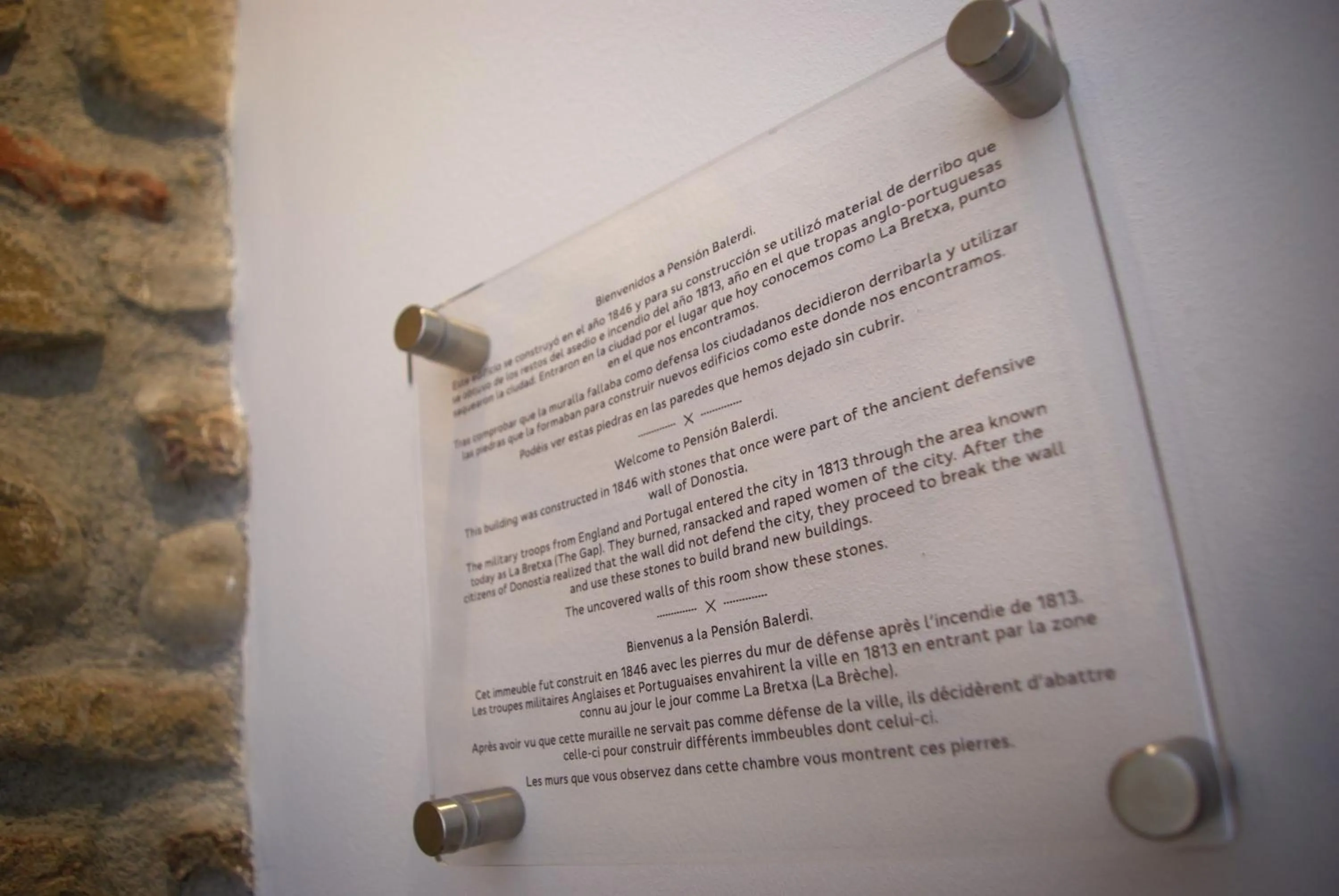 Decorative detail in Pensión Balerdi