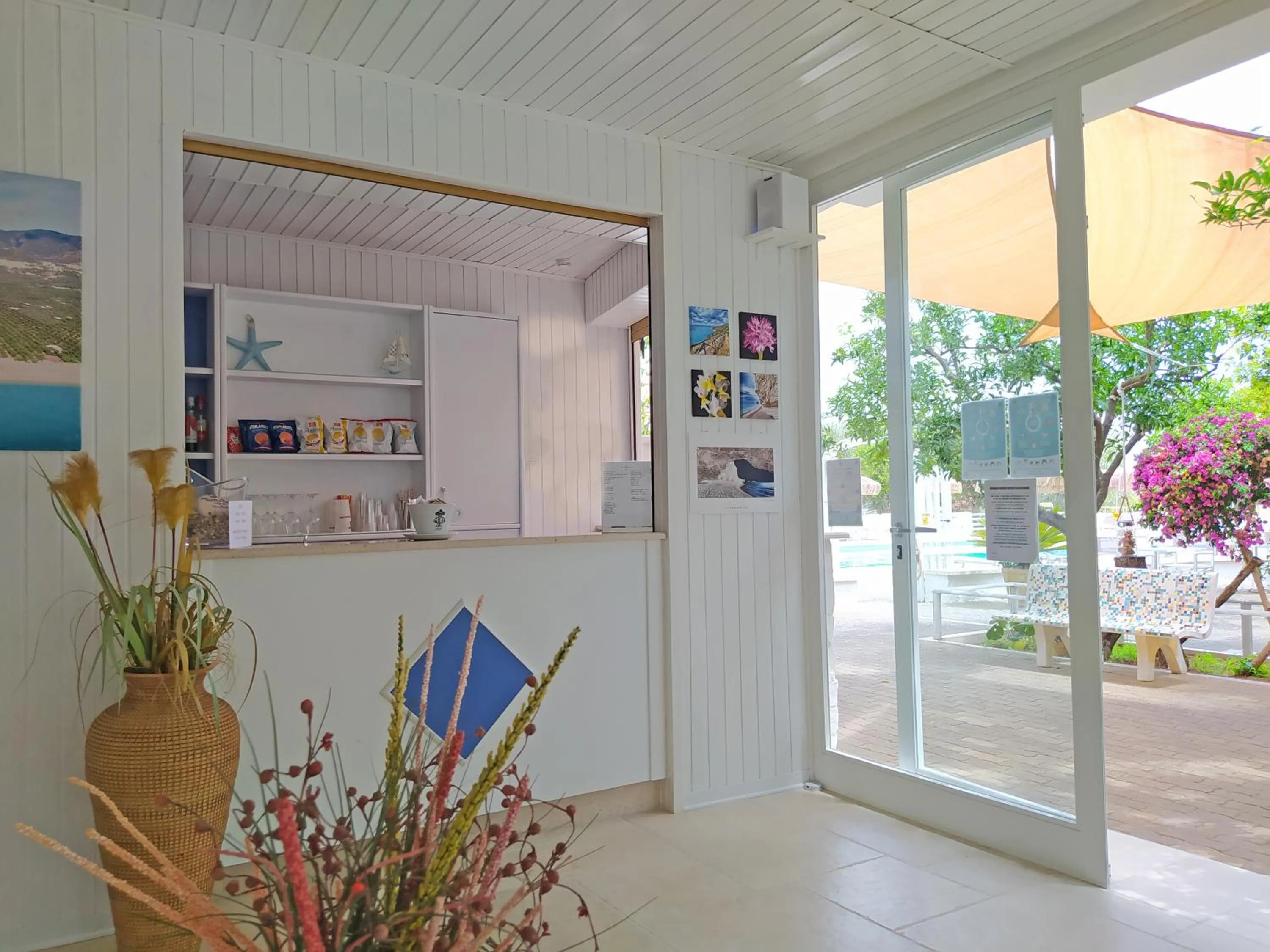 Lounge or bar in Hotel Residence Torre Del Porto